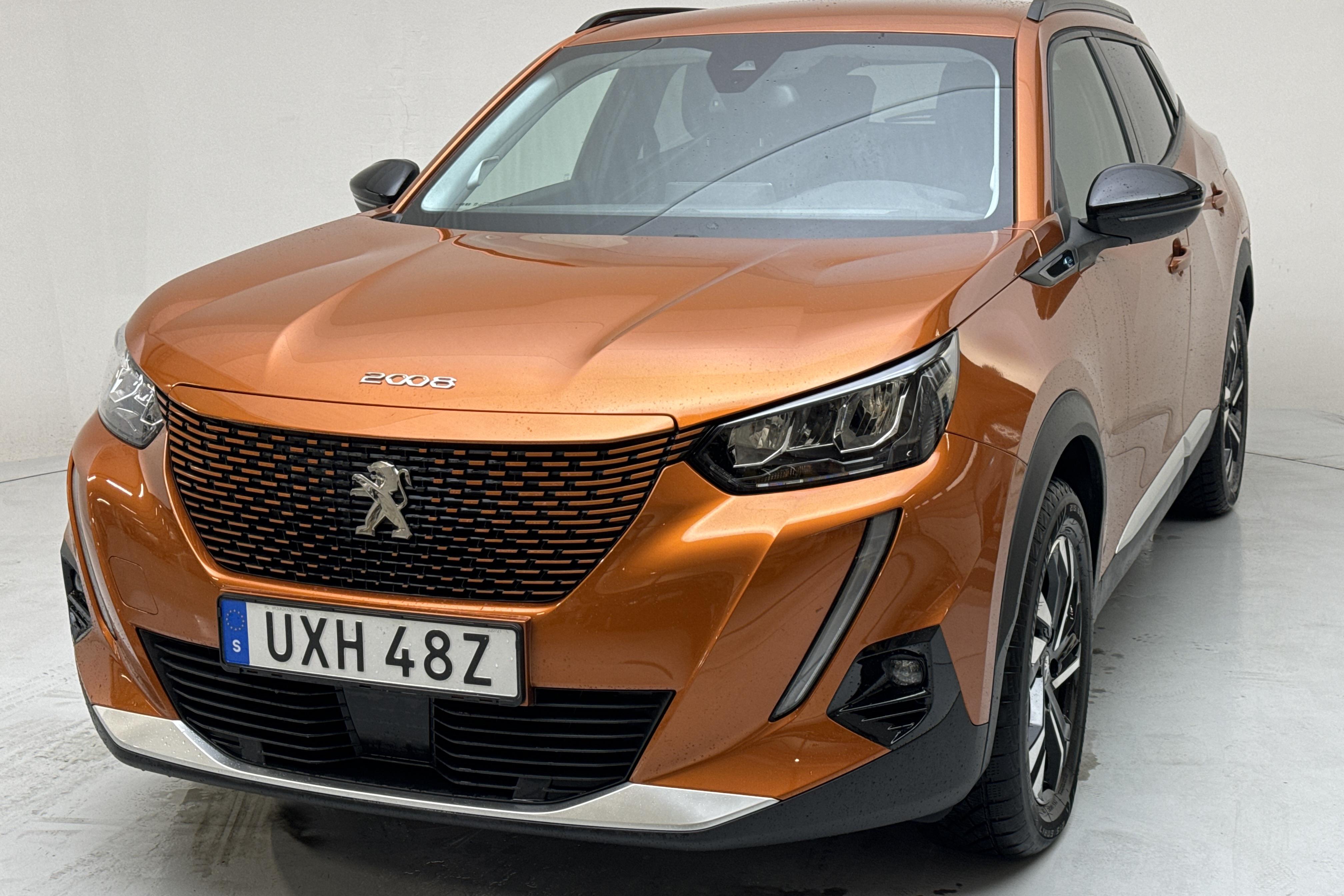 Peugeot e-2008 50 kWh (136hk) - 29 150 km - Automaatne - oranž - 2022