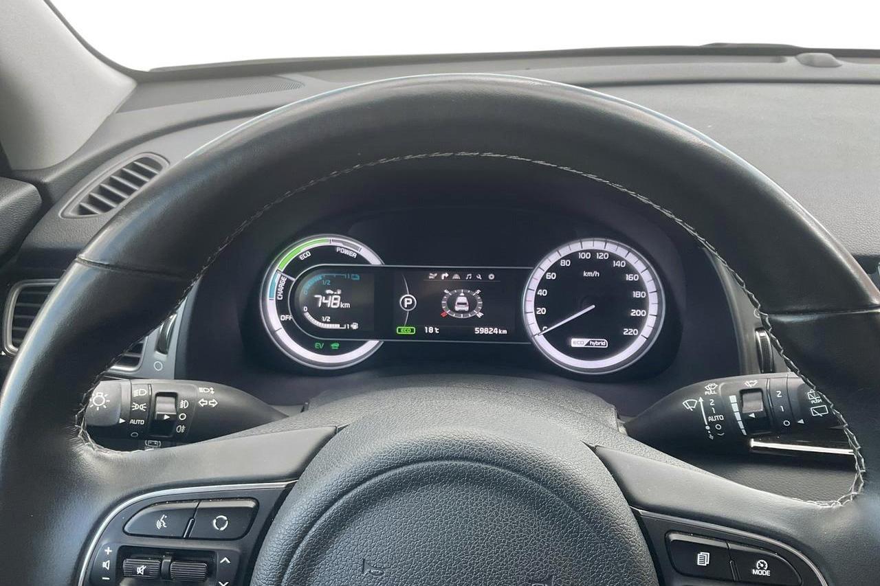 KIA Niro Hybrid 1.6 (141hk) - 59 830 km - Automaatne - valge - 2018