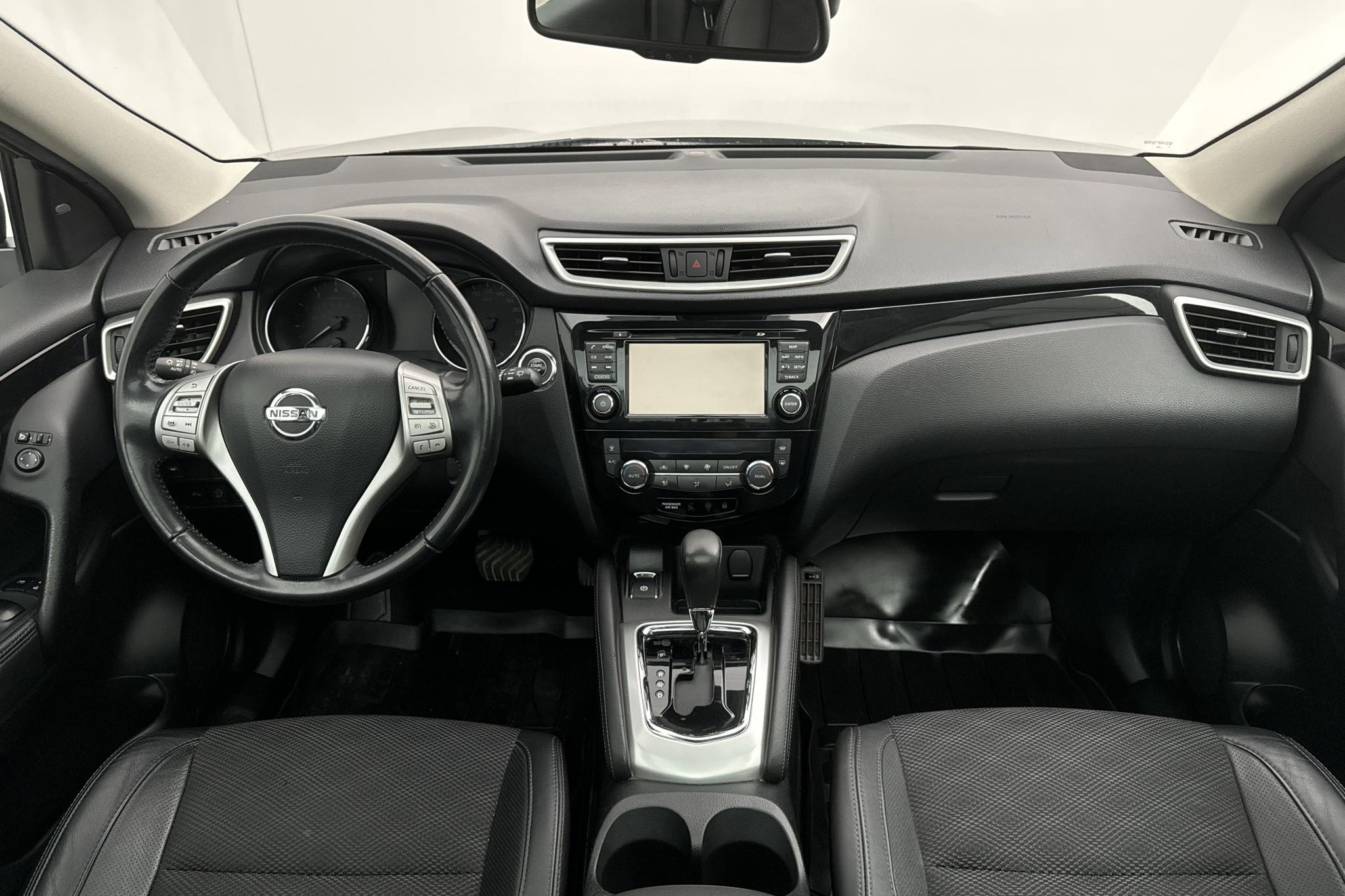 Nissan Qashqai 1.2 (115hk) - 55 560 km - Automatyczna - srebro - 2016