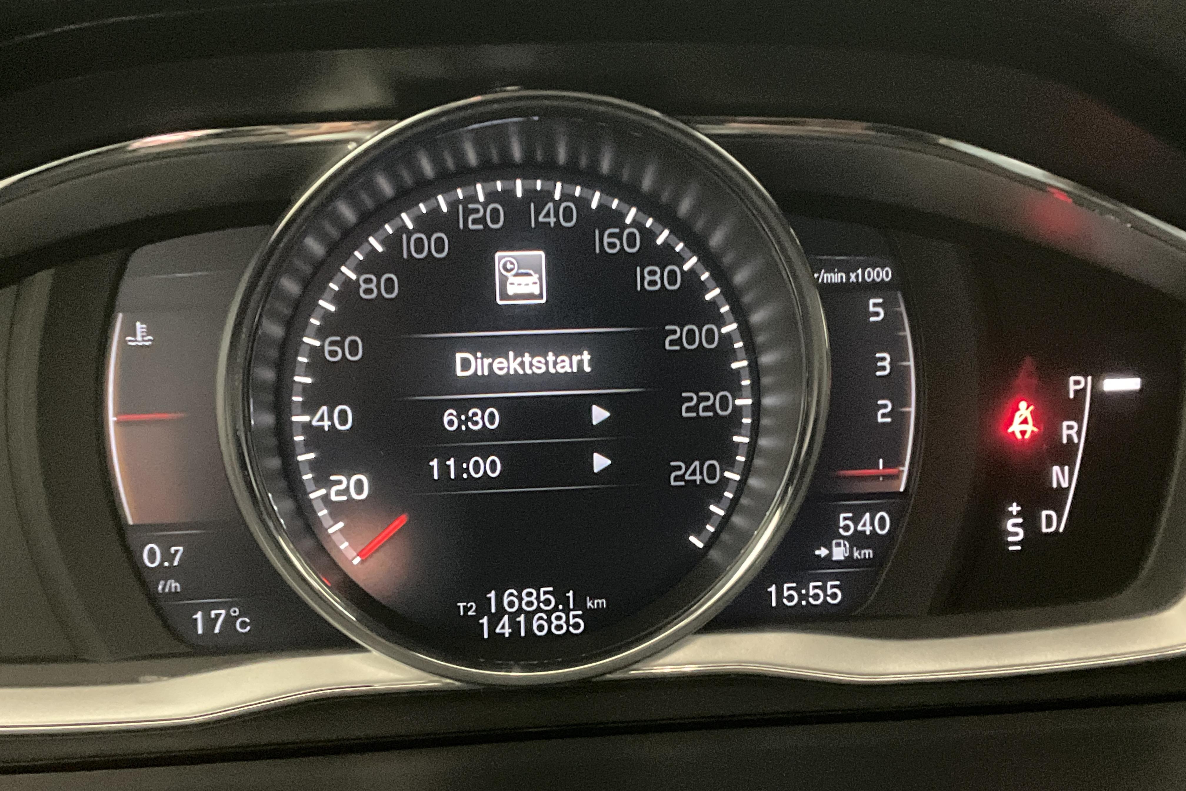 Volvo V60 D4 Cross Country (190hk) - 141 680 km - Automaatne - hall - 2018