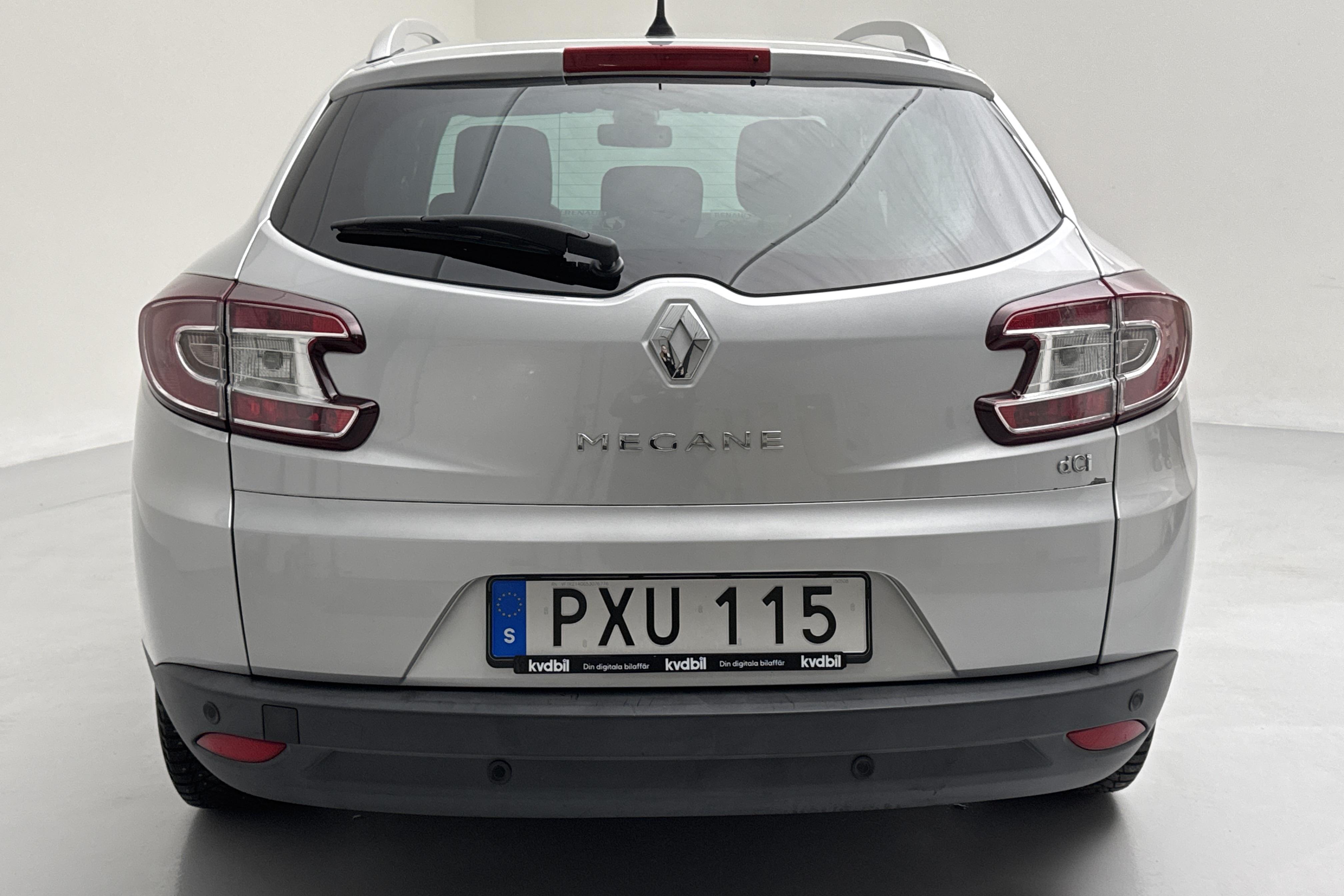 Renault Mégane Phas III 1.5 dCi Sports Tourer (110hk) - 8 326 mil - Manuell - silver - 2015