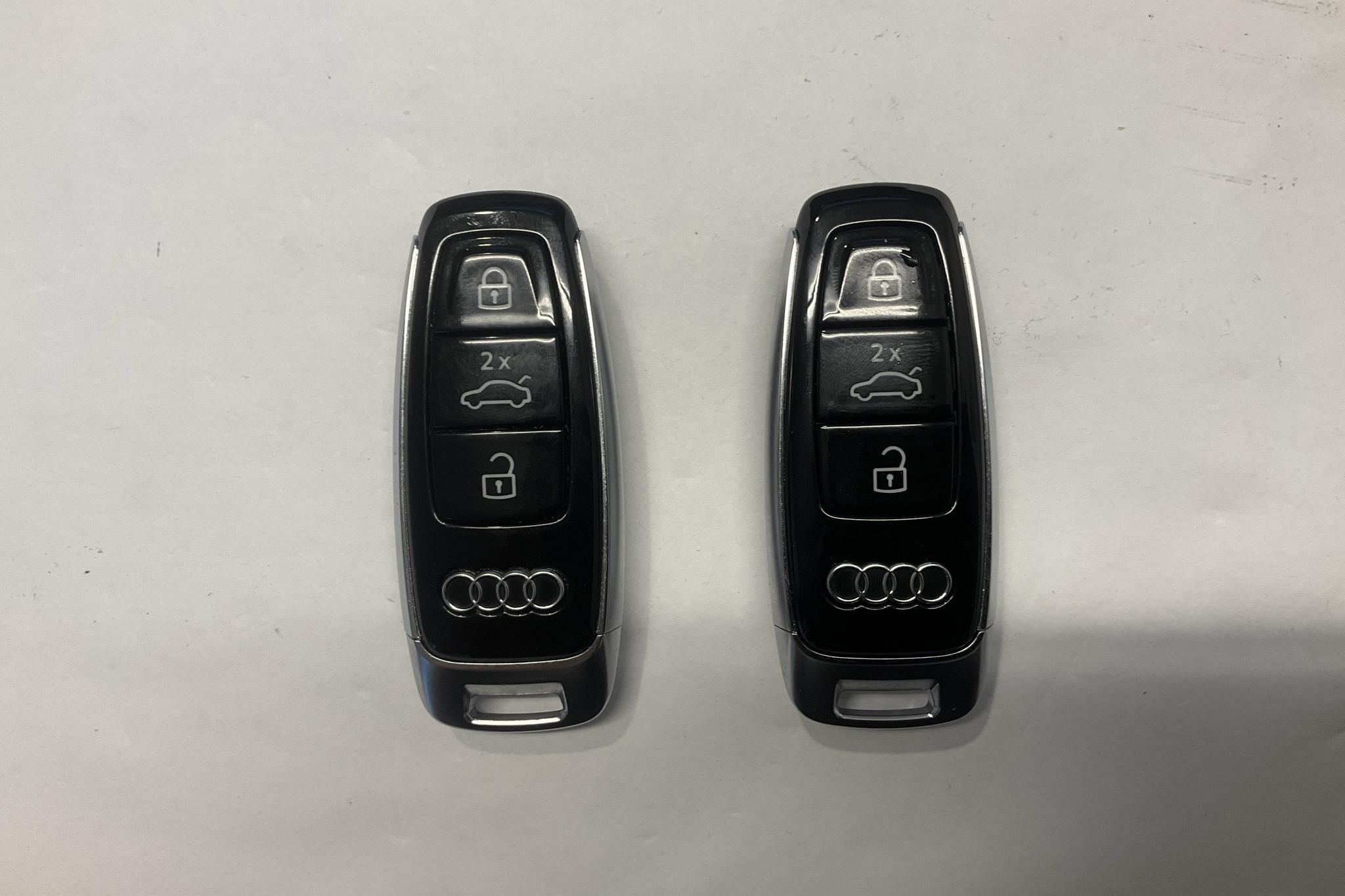 Audi Q8 55 e-tron quattro (408hk) - 1 339 mil - Automat - grå - 2024