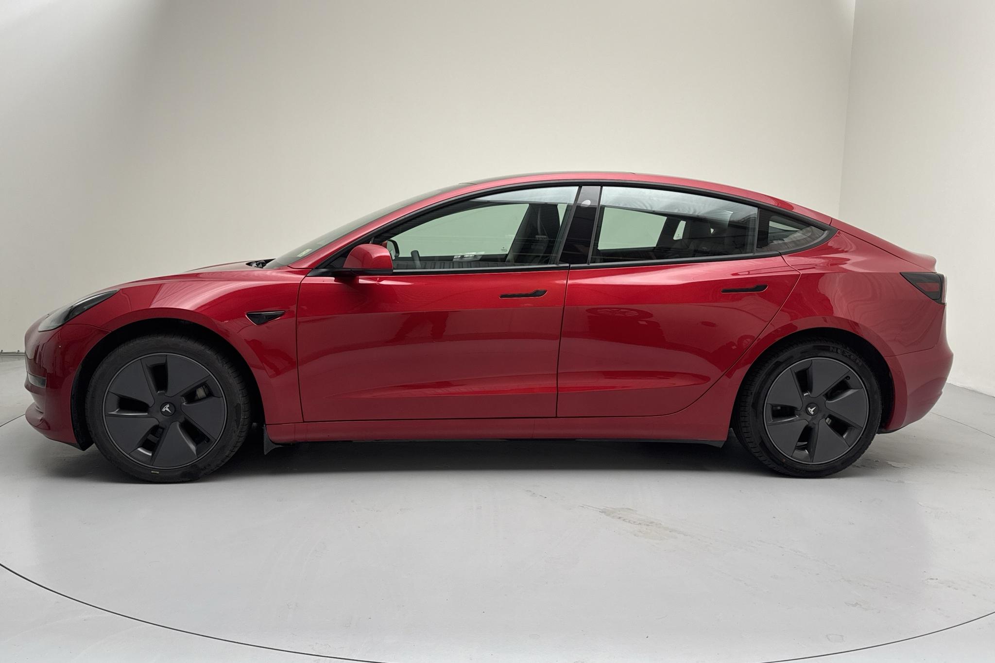 Tesla Model 3 Long Range Dual Motor AWD - 102 310 km - Automatic - red - 2021