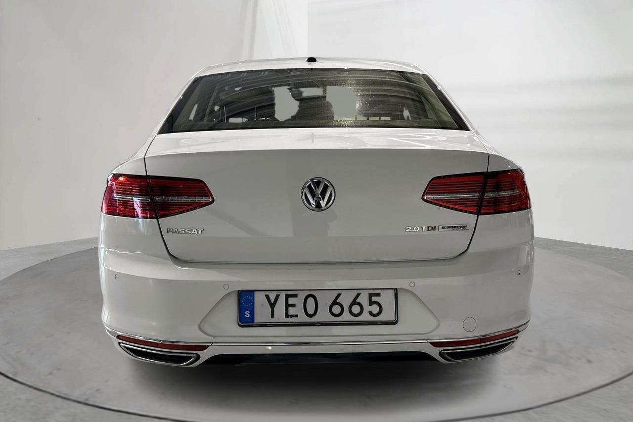 VW Passat 2.0 TDI (190hk) - 138 460 km - Automatic - white - 2017