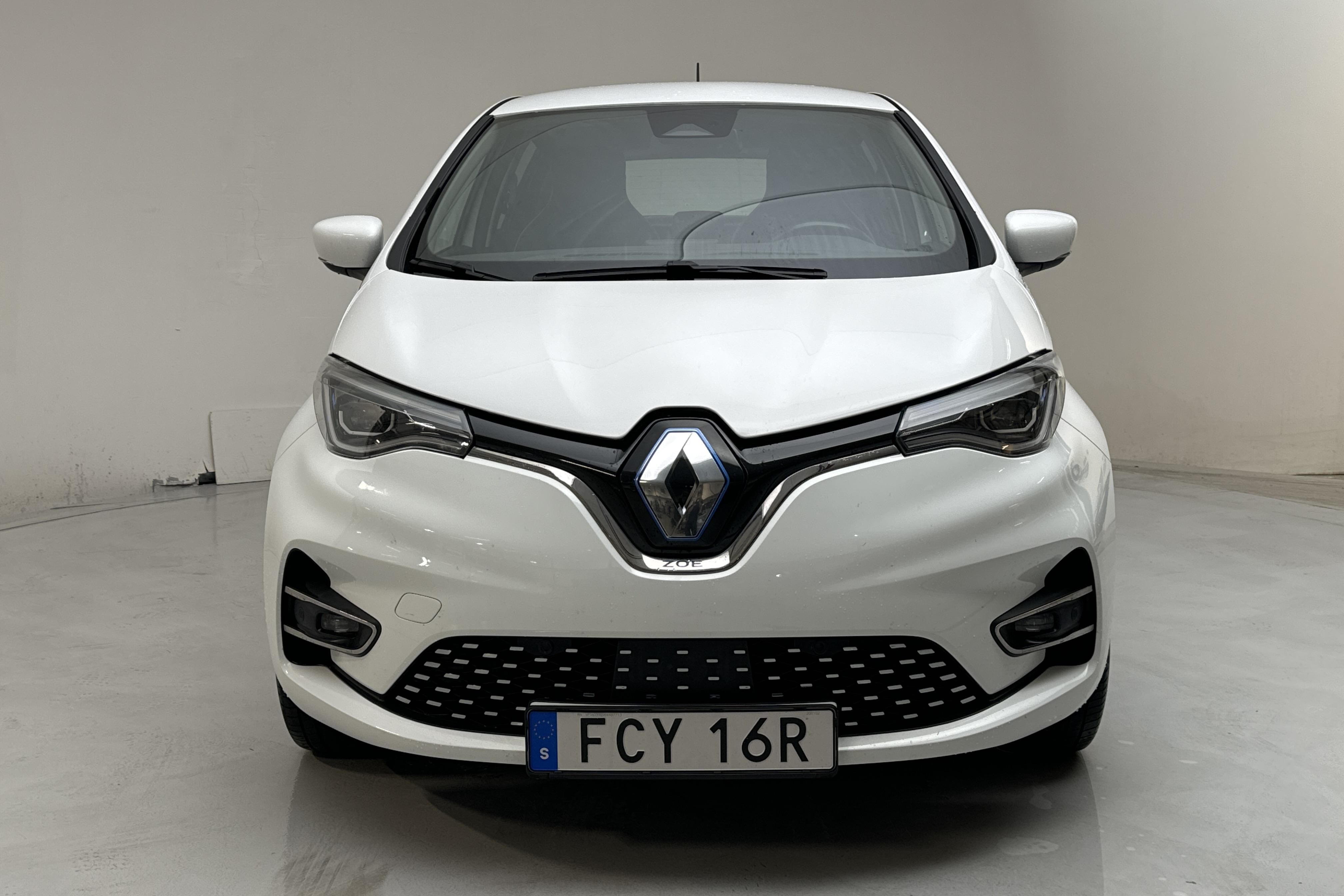 Renault Zoe 52 kWh R135 (135hk) - 61 260 km - Automatyczna - biały - 2020