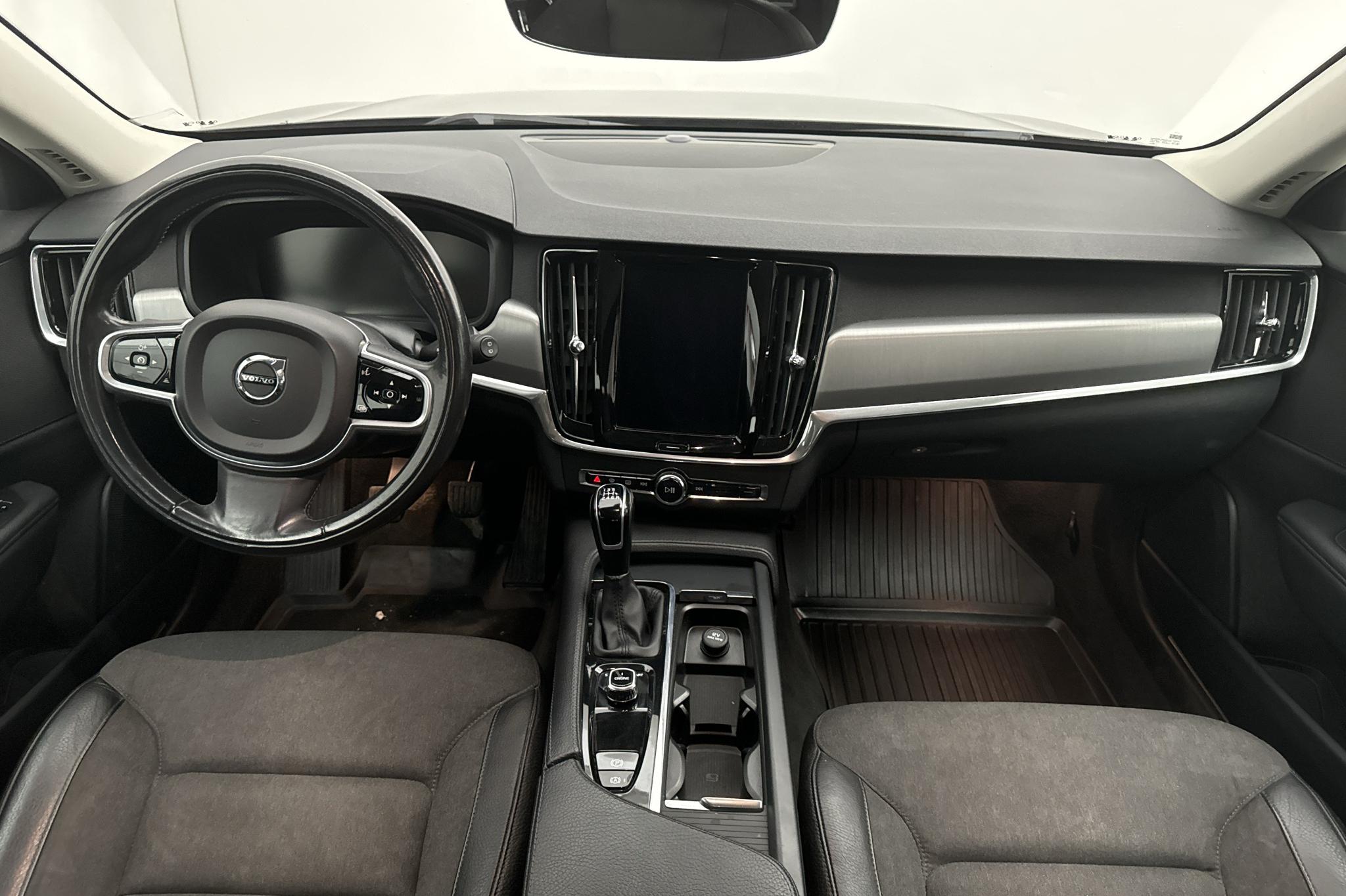 Volvo V90 D3 (150hk) - 175 200 km - Manual - black - 2017