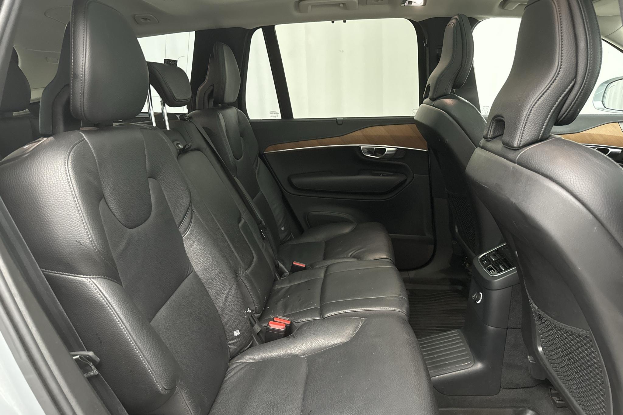 Volvo XC90 T8 AWD Twin Engine (390hk) - 98 910 km - Automatyczna - srebro - 2019