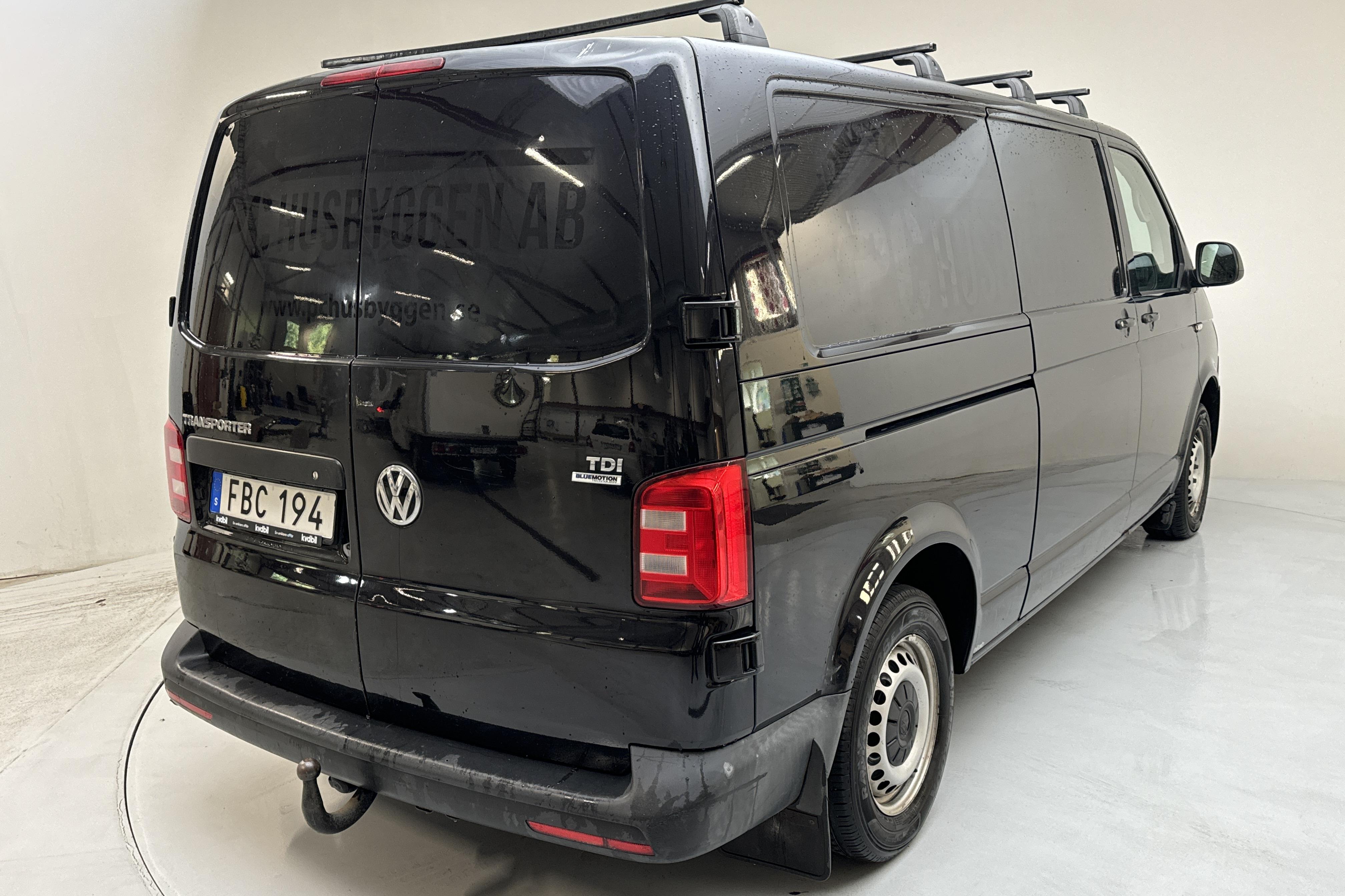 VW Transporter T6 2.0 TDI BMT Skåp (102hk) - 16 609 mil - Manuell - svart - 2016