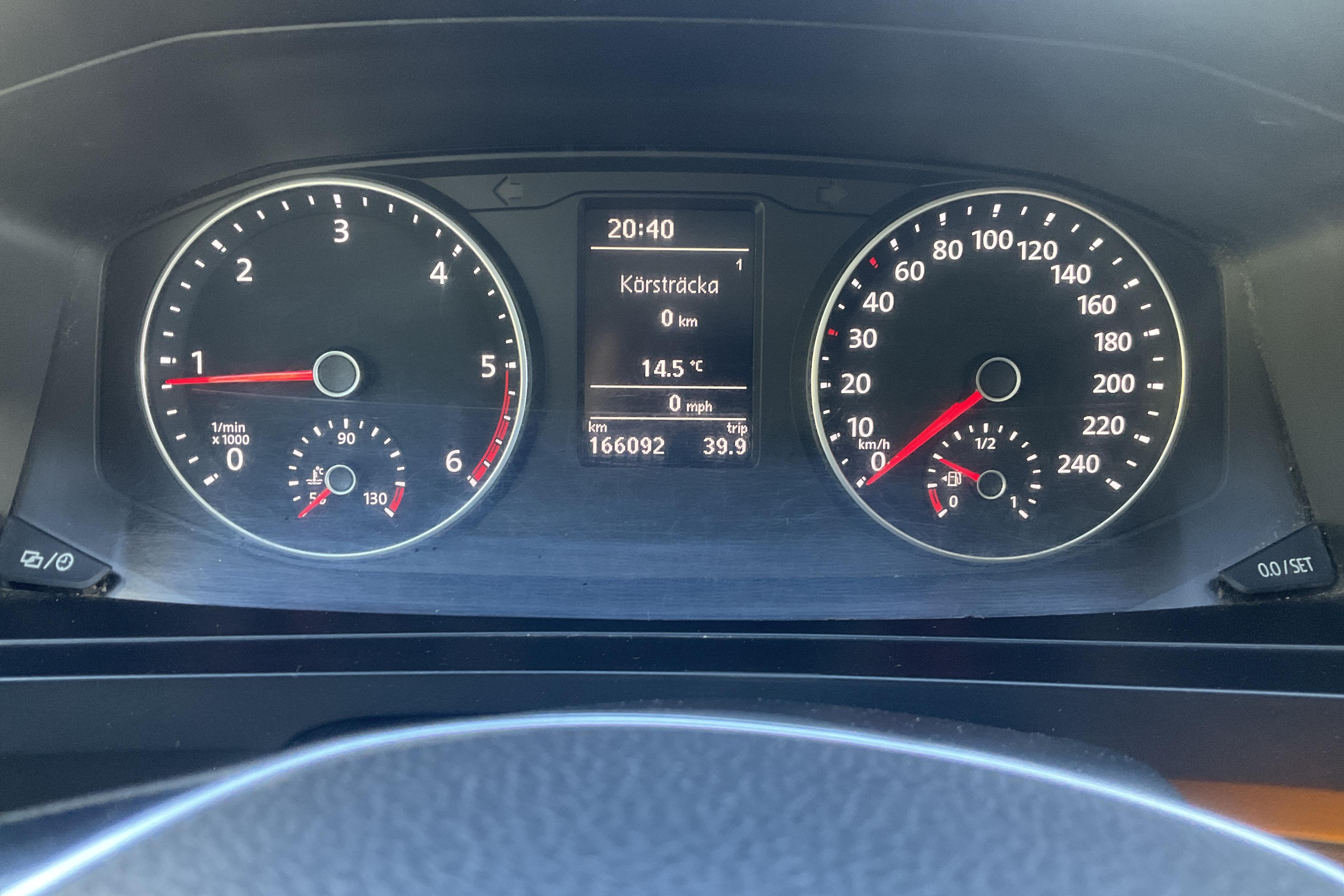 VW Transporter T6 2.0 TDI BMT Skåp (102hk) - 166 090 km - Käsitsi - must - 2016