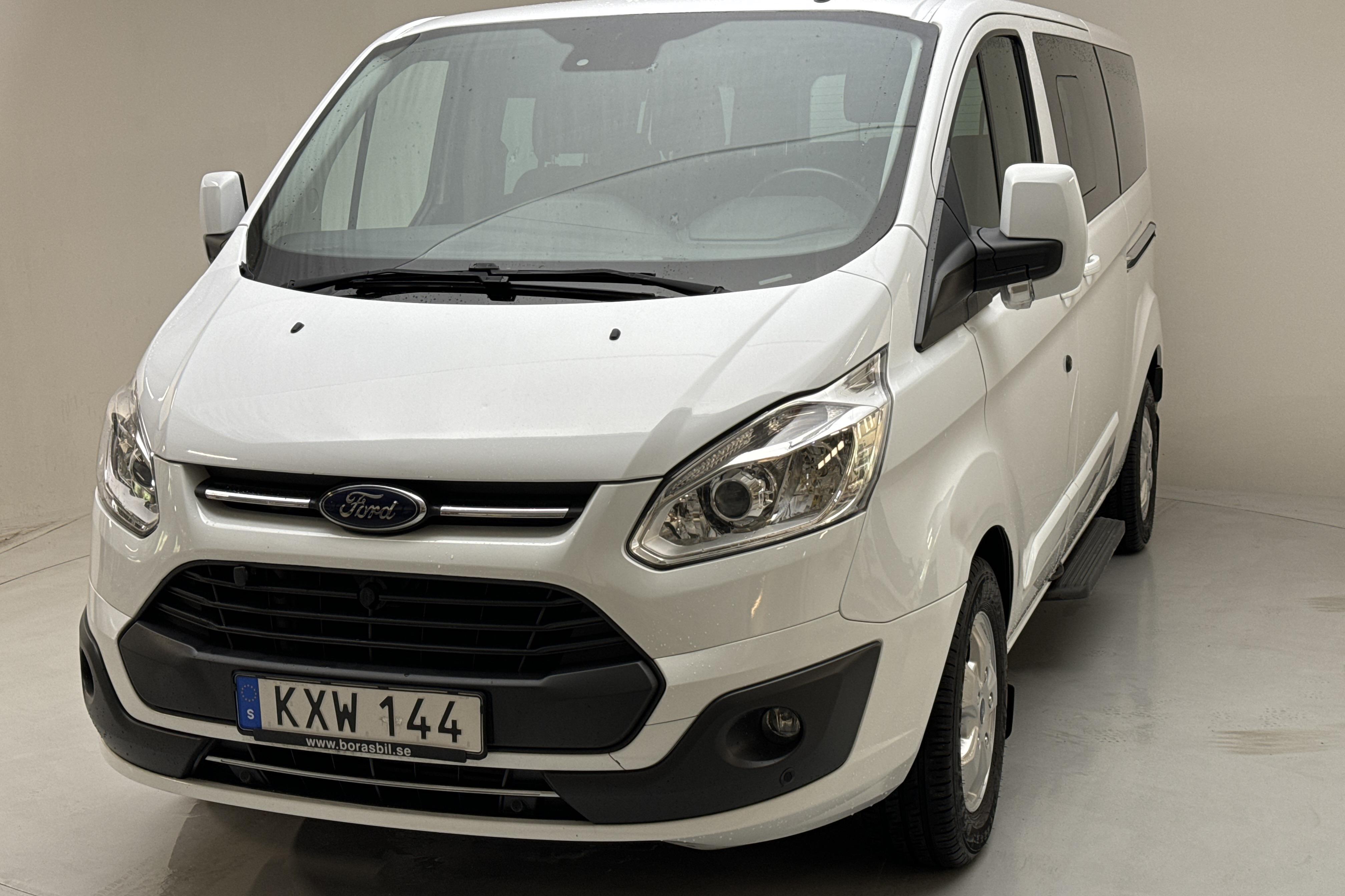 Ford Tourneo Custom 310 (130hk) - 70 650 km - Käsitsi - valge - 2016