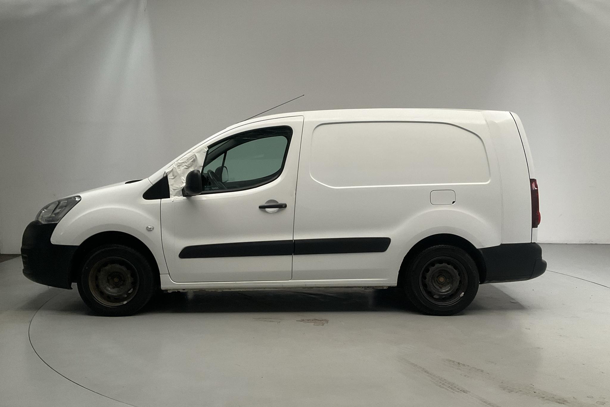 Peugeot Partner 1.6 BlueHDI Skåp (100hk) - 17 452 mil - Manuell - vit - 2016