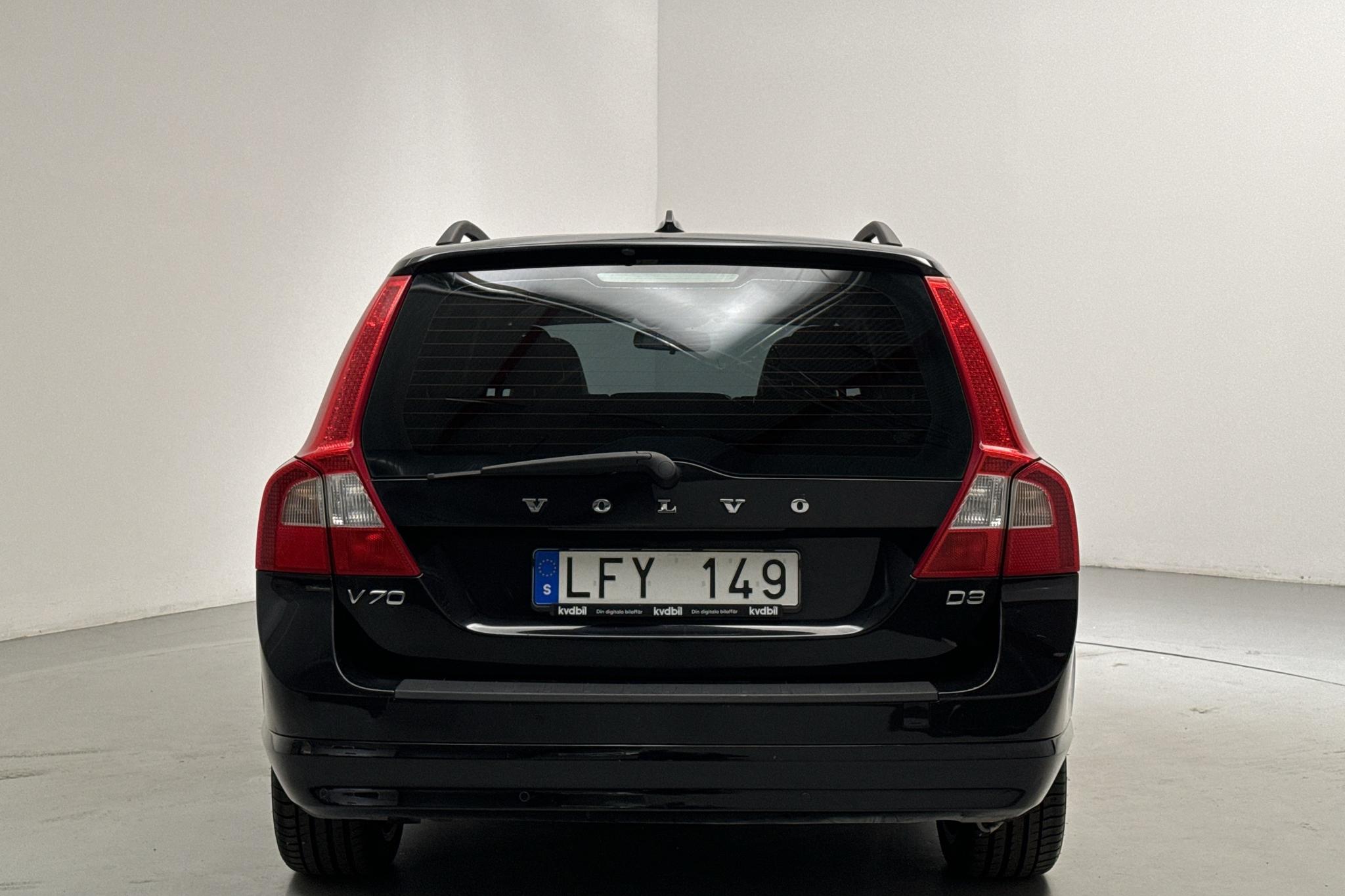 Volvo V70 II D3 (163hk) - 20 020 mil - Automat - svart - 2011