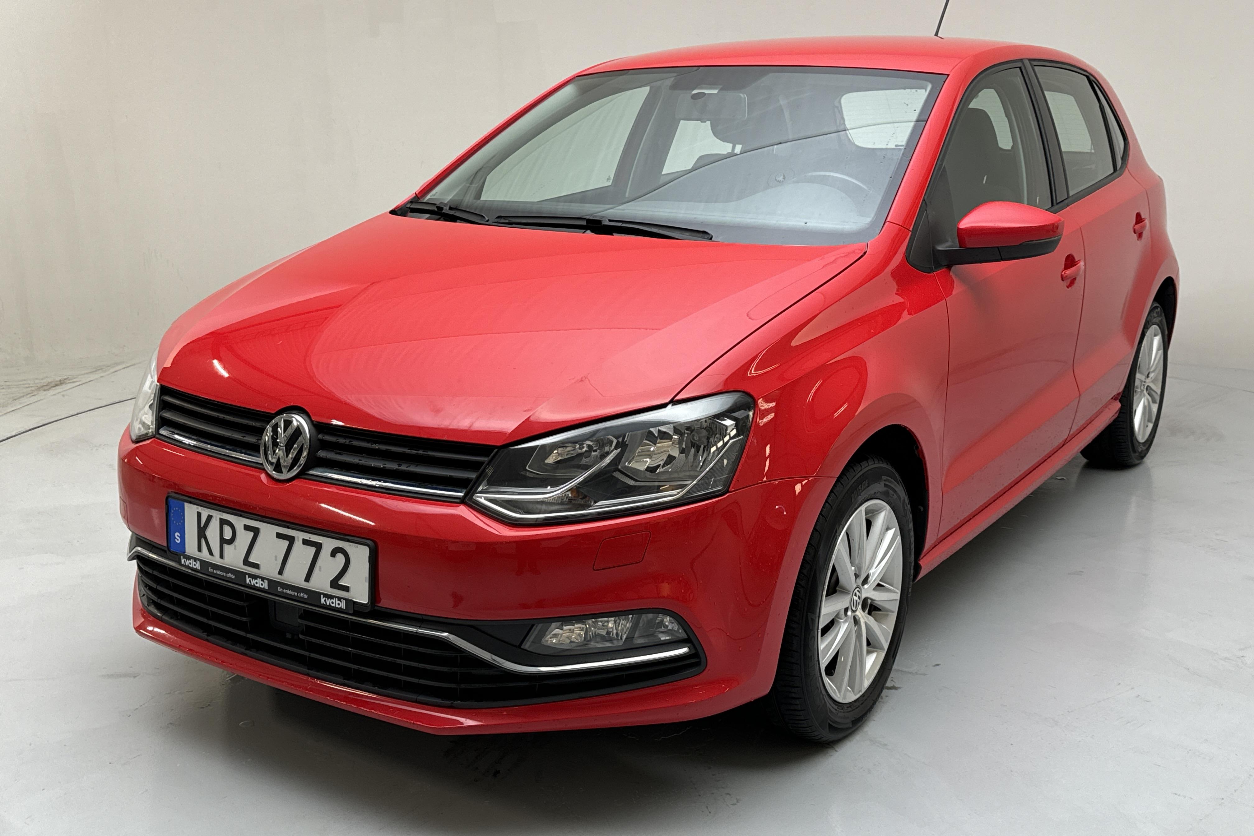 VW Polo 1.2 TSI 5dr (90hk) - 7 002 mil - Manuell - röd - 2015