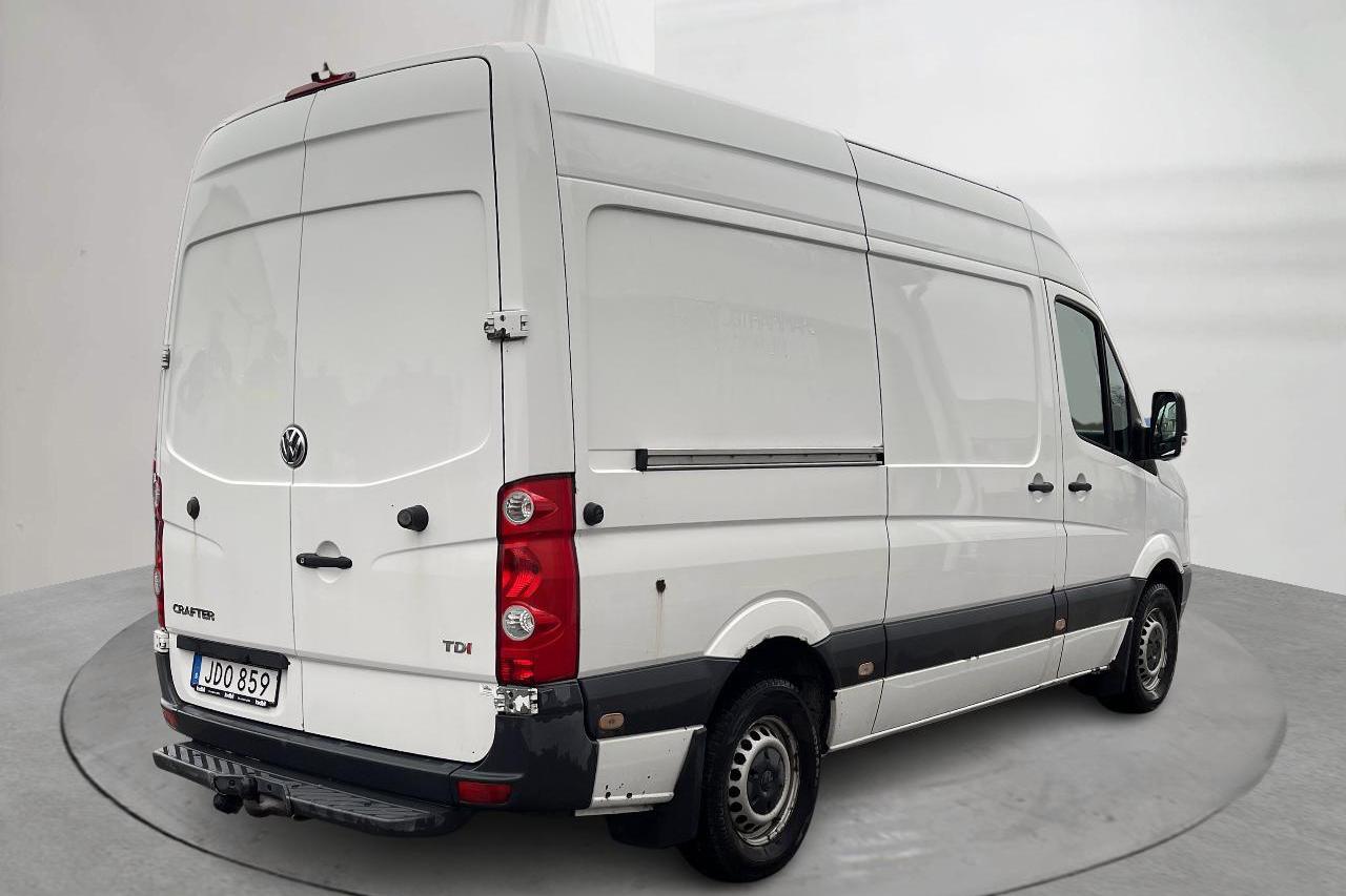 VW Crafter 35 2.0 TDI Skåp (136hk) - 260 490 km - Manuaalinen - valkoinen - 2016