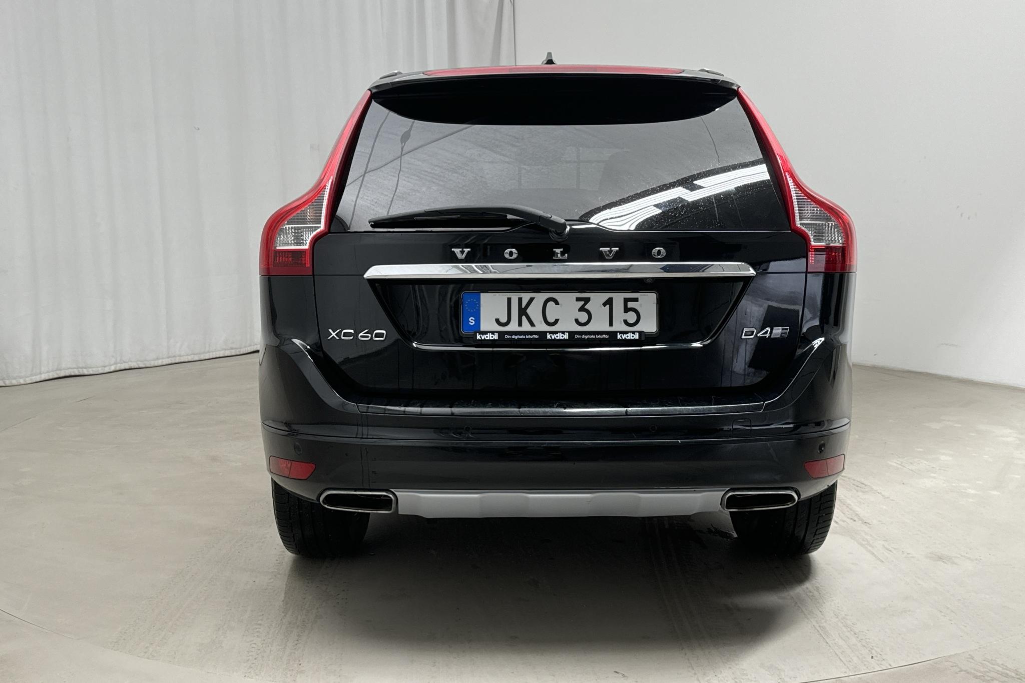 Volvo XC60 D4 AWD (190hk) - 122 690 km - Automatyczna - czarny - 2017