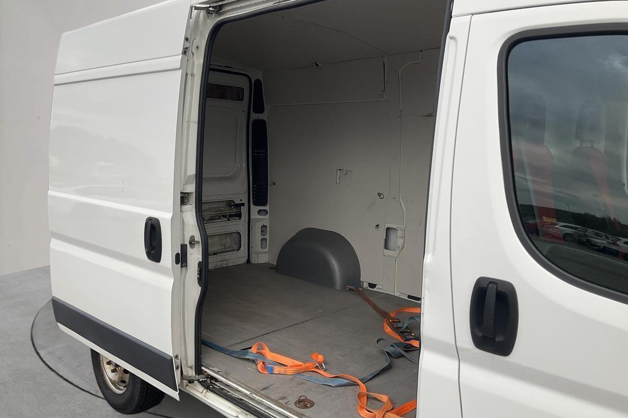 Fiat Ducato 2.3 Multijet Skåp (131hk) - 222 360 km - Käsitsi - valge - 2013