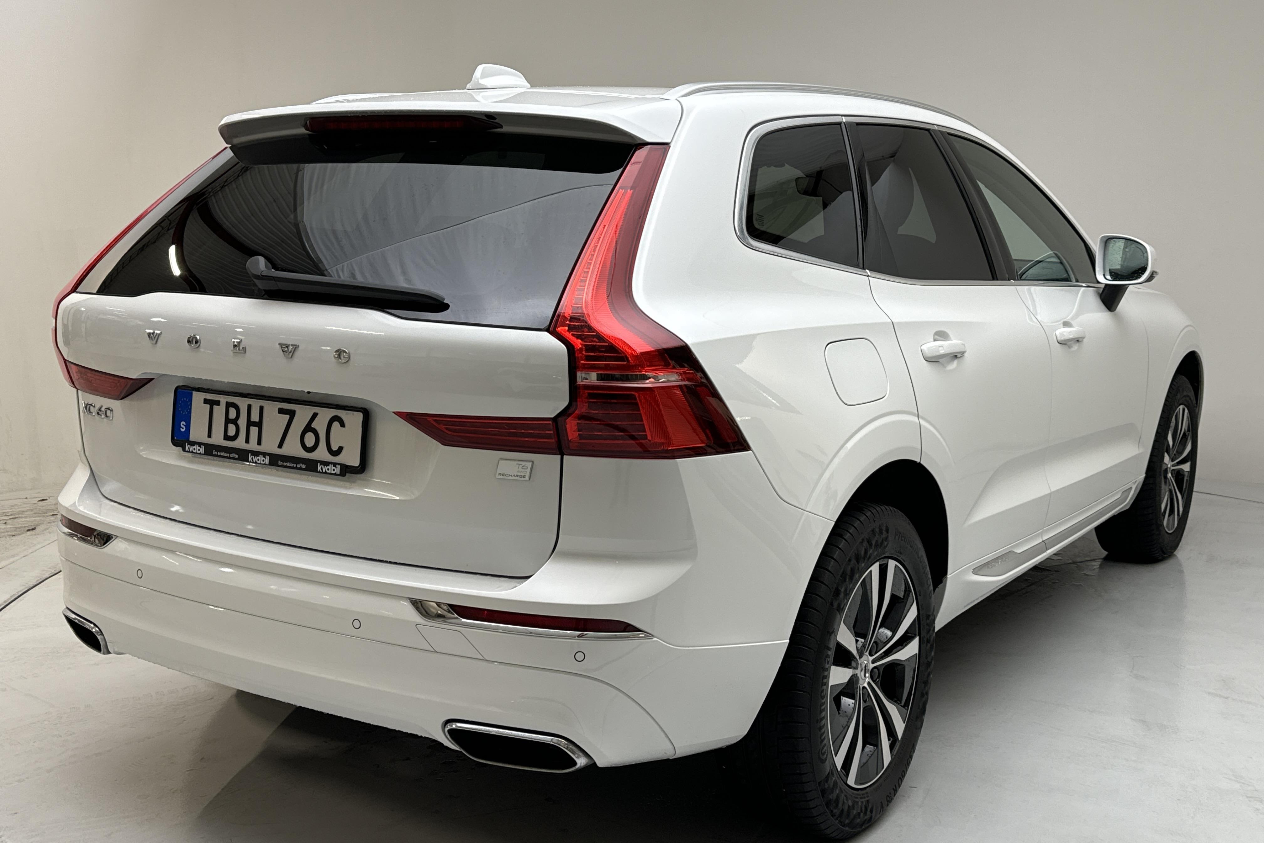 Volvo XC60 T6 AWD Recharge (340hk) - 64 560 km - Automaattinen - valkoinen - 2021