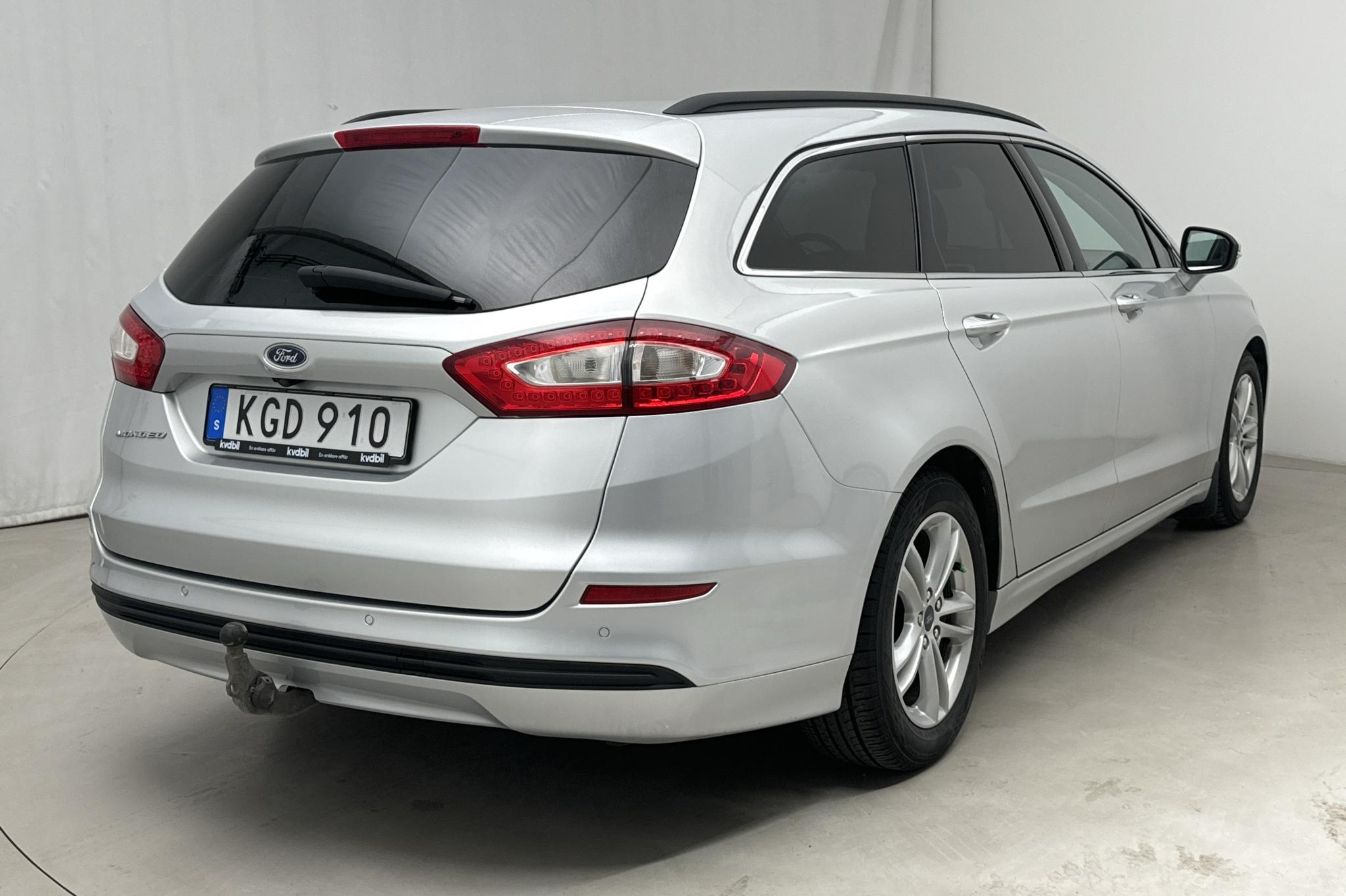 Ford Mondeo 2.0 TDCi AWD Kombi (150hk) - 129 360 km - Käsitsi - hall - 2016