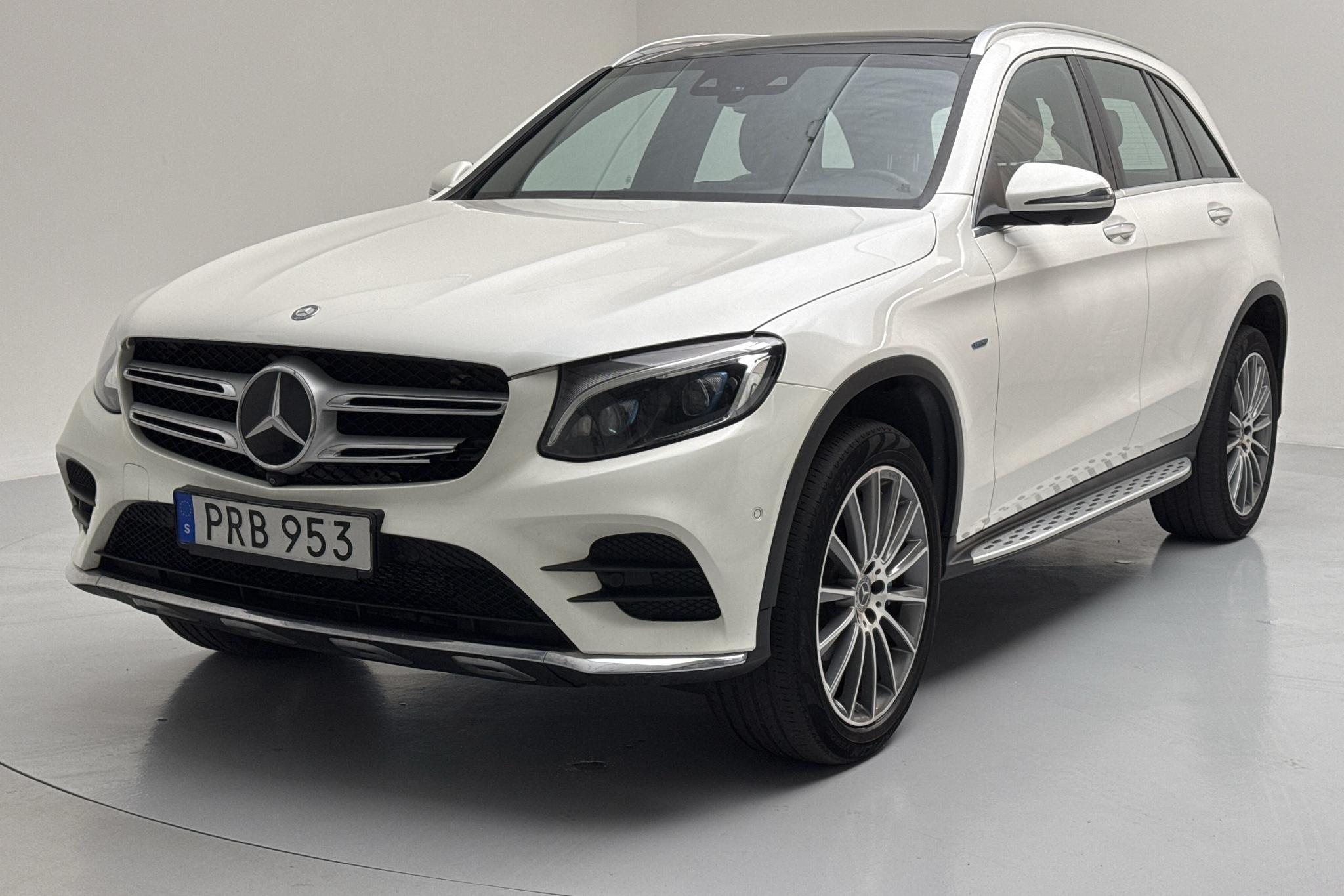 Mercedes GLC 350 e 4MATIC X253 (327hk) - 173 930 km - Automatic - white - 2017