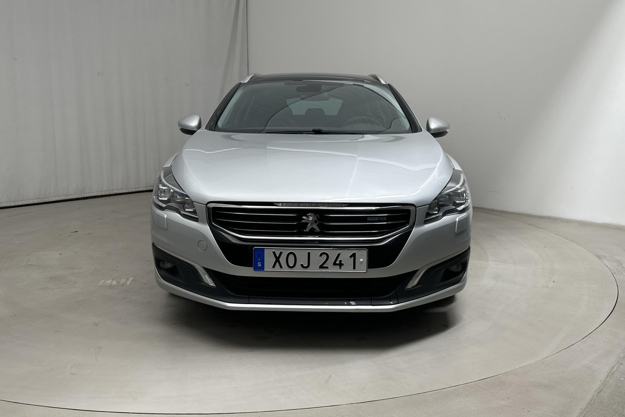 Peugeot 508 SW BlueHDi (120hk) - 115 460 km - Automaattinen - Light Grey - 2016