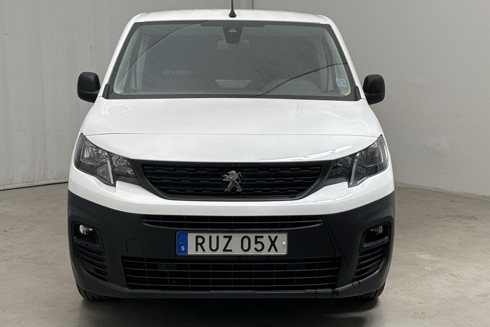 Peugeot Partner 1.5 HDI Skåp (130hk) - 52 130 km - Automatic - white - 2020