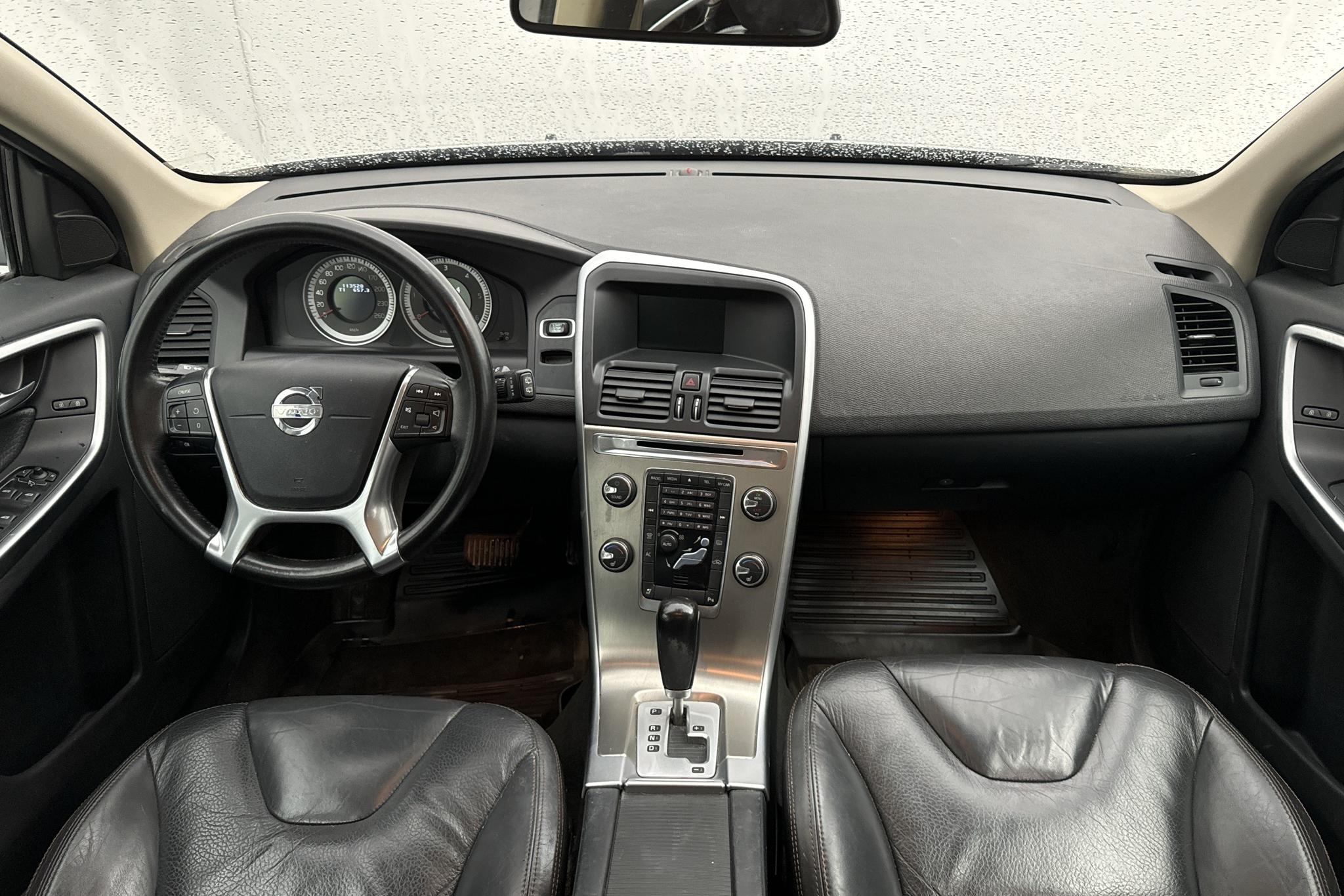 Volvo XC60 D3 2WD (163hk) - 113 520 km - Automaatne - Light Grey - 2012