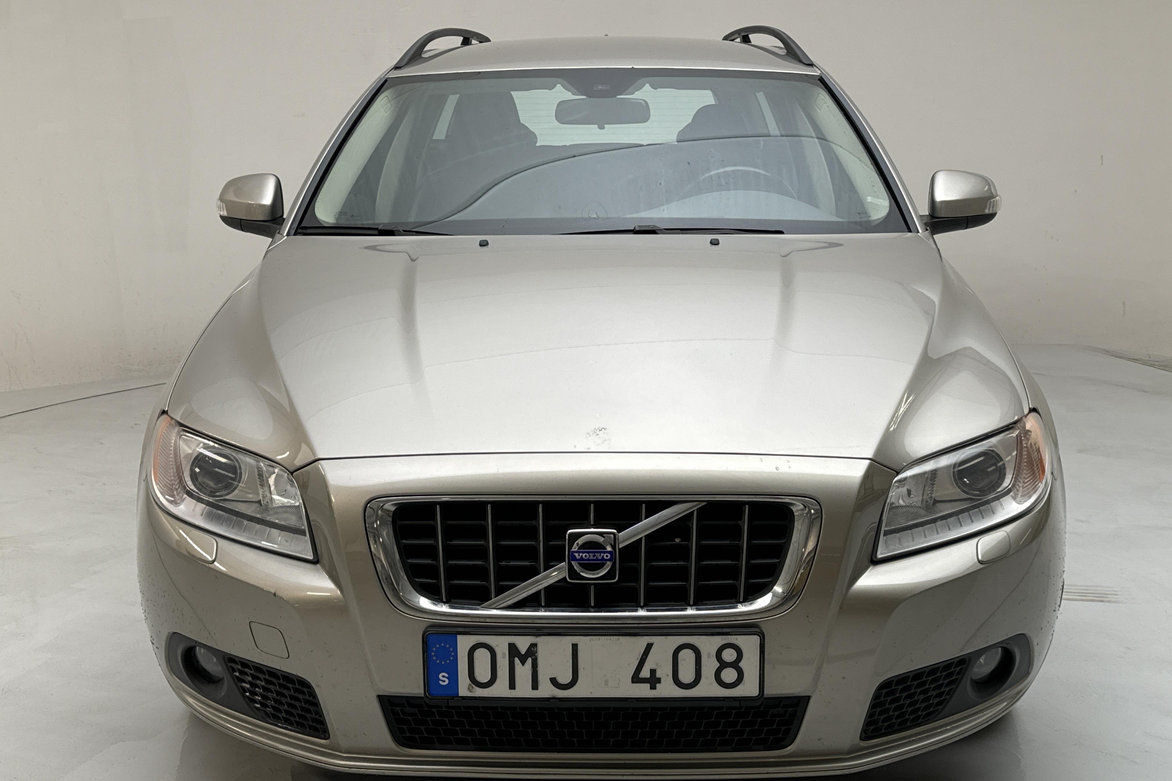 Volvo V70 II 2.5FT (200hk) - 199 660 km - Automaattinen - Light Brown - 2009