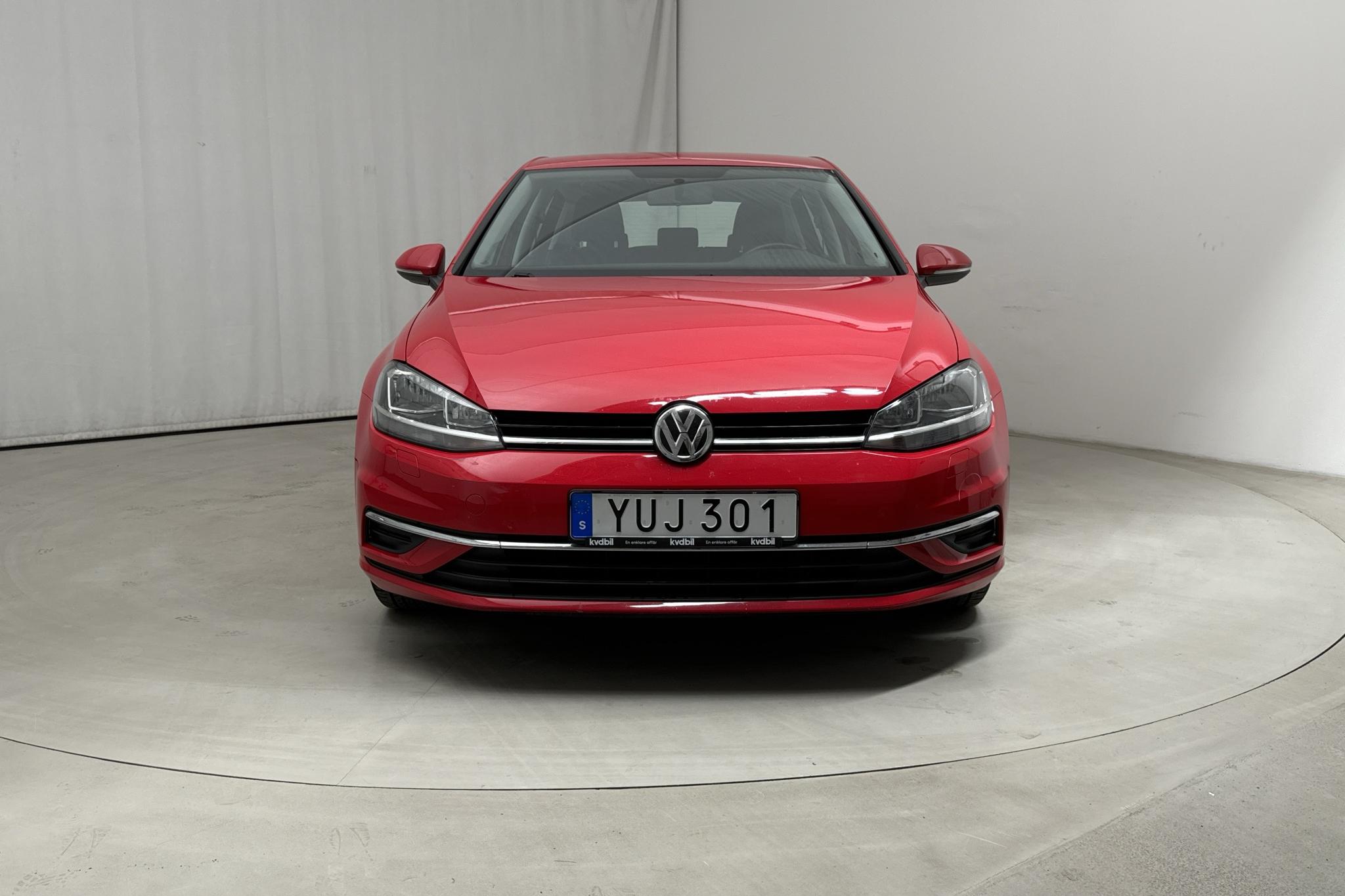 VW Golf VII 1.0 TSI 5dr (110hk) - 43 290 km - Automatyczna - czerwony - 2018