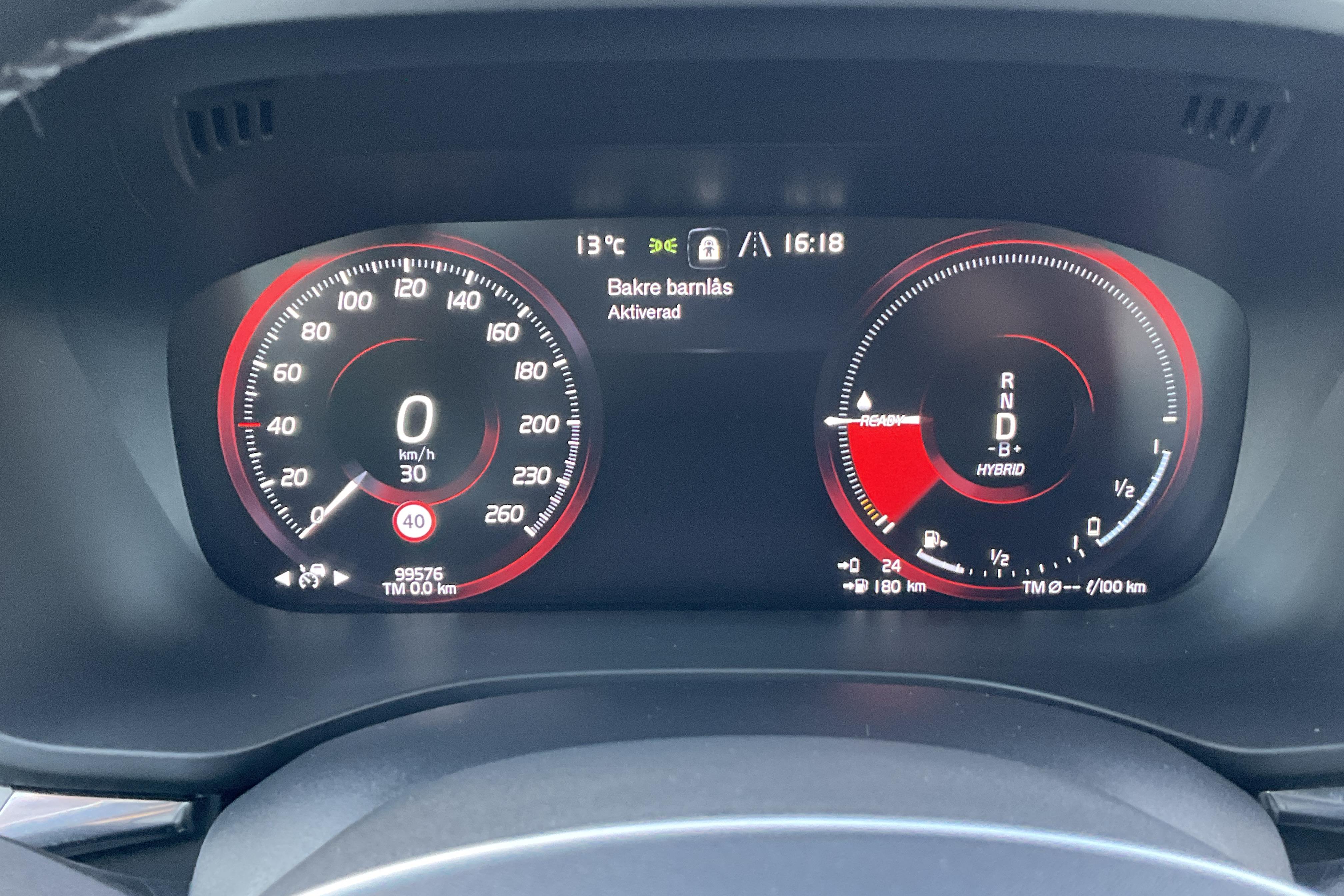 Volvo XC60 T6 AWD Recharge (340hk) - 99 580 km - Automatyczna - biały - 2021