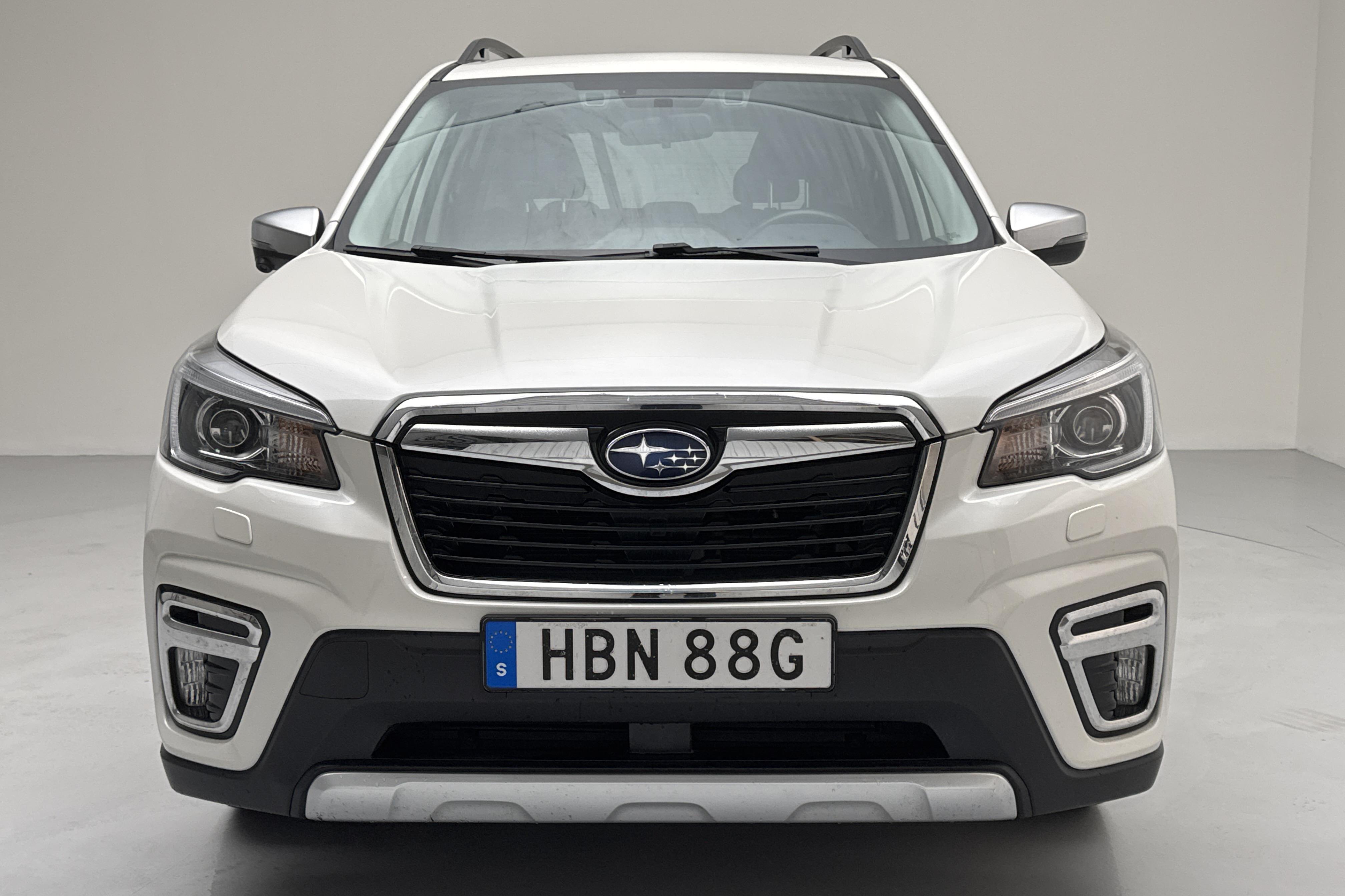 Subaru Forester e-Boxer 2.0i AWD (150hk) - 6 006 mil - Automat - vit - 2020