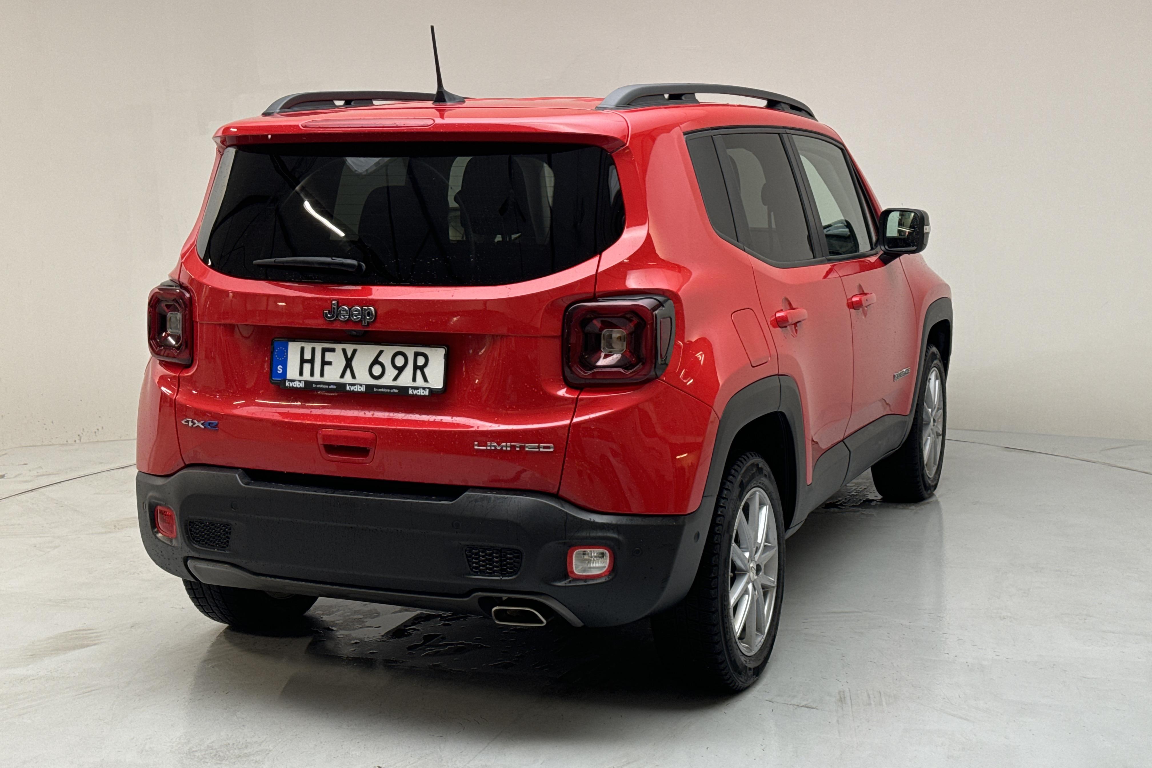 Jeep Renegade 1.3 PHEV 4WD (190hk) - 7 016 mil - Automat - röd - 2020