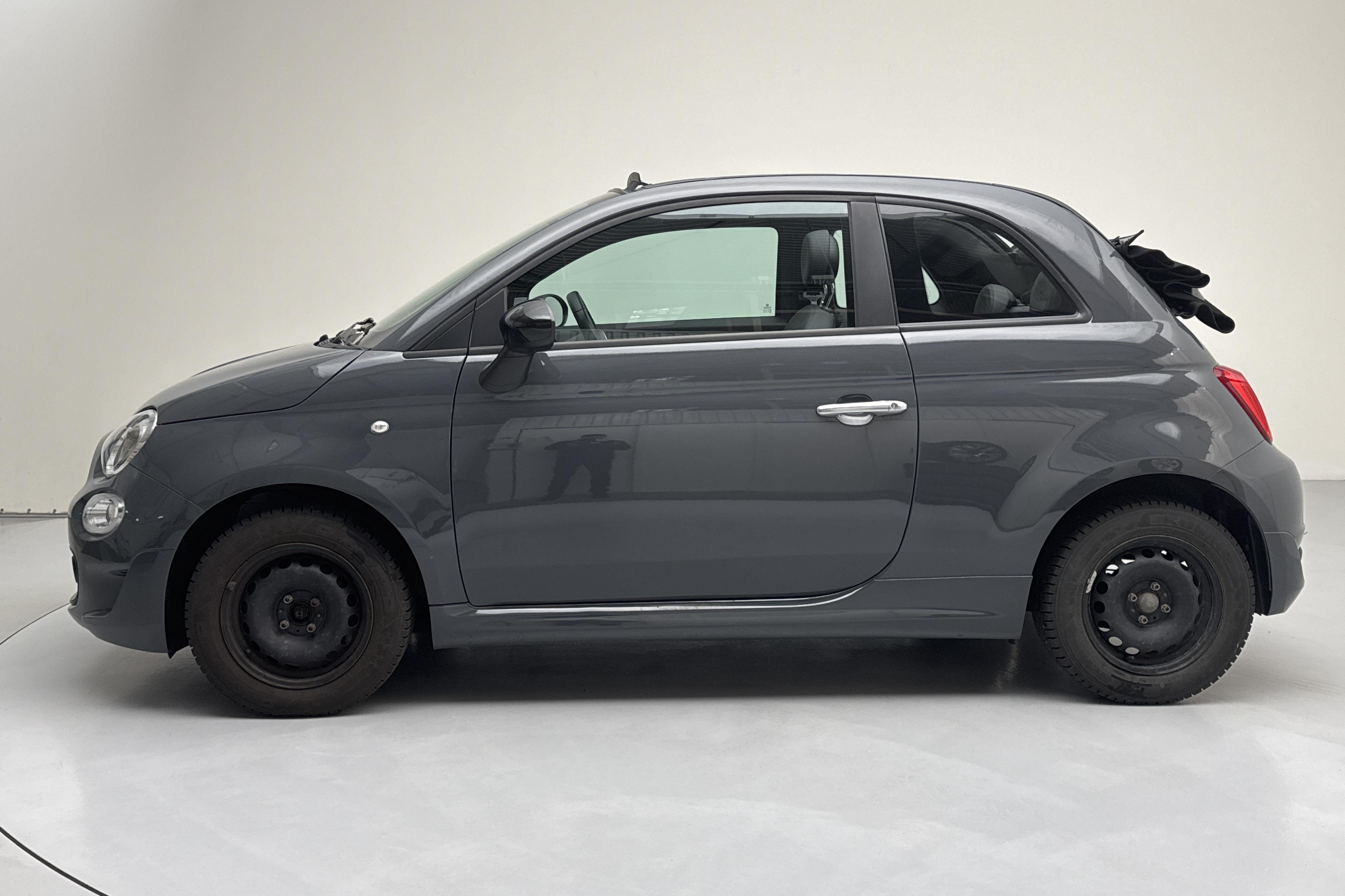 Fiat 500 Hybrid Cab (70hk) - 30 570 km - Manual - gray - 2021