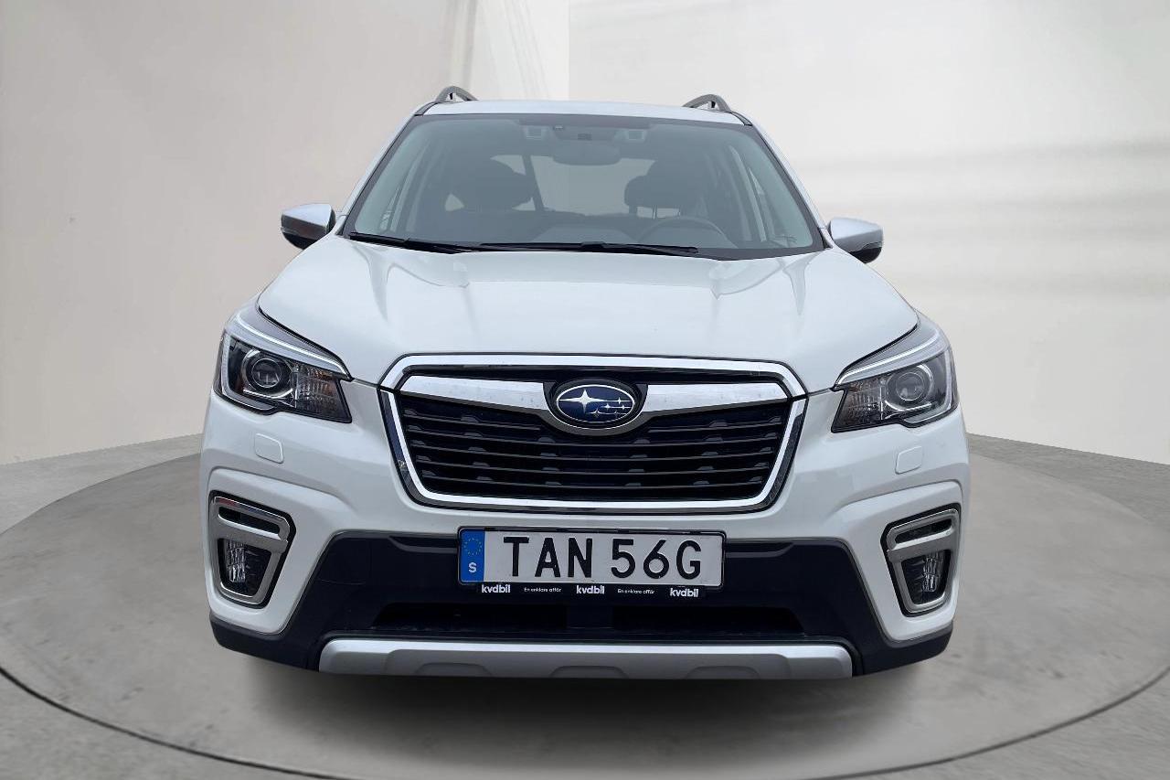 Subaru Forester e-Boxer 2.0i AWD (150hk) - 6 550 mil - Automat - vit - 2020