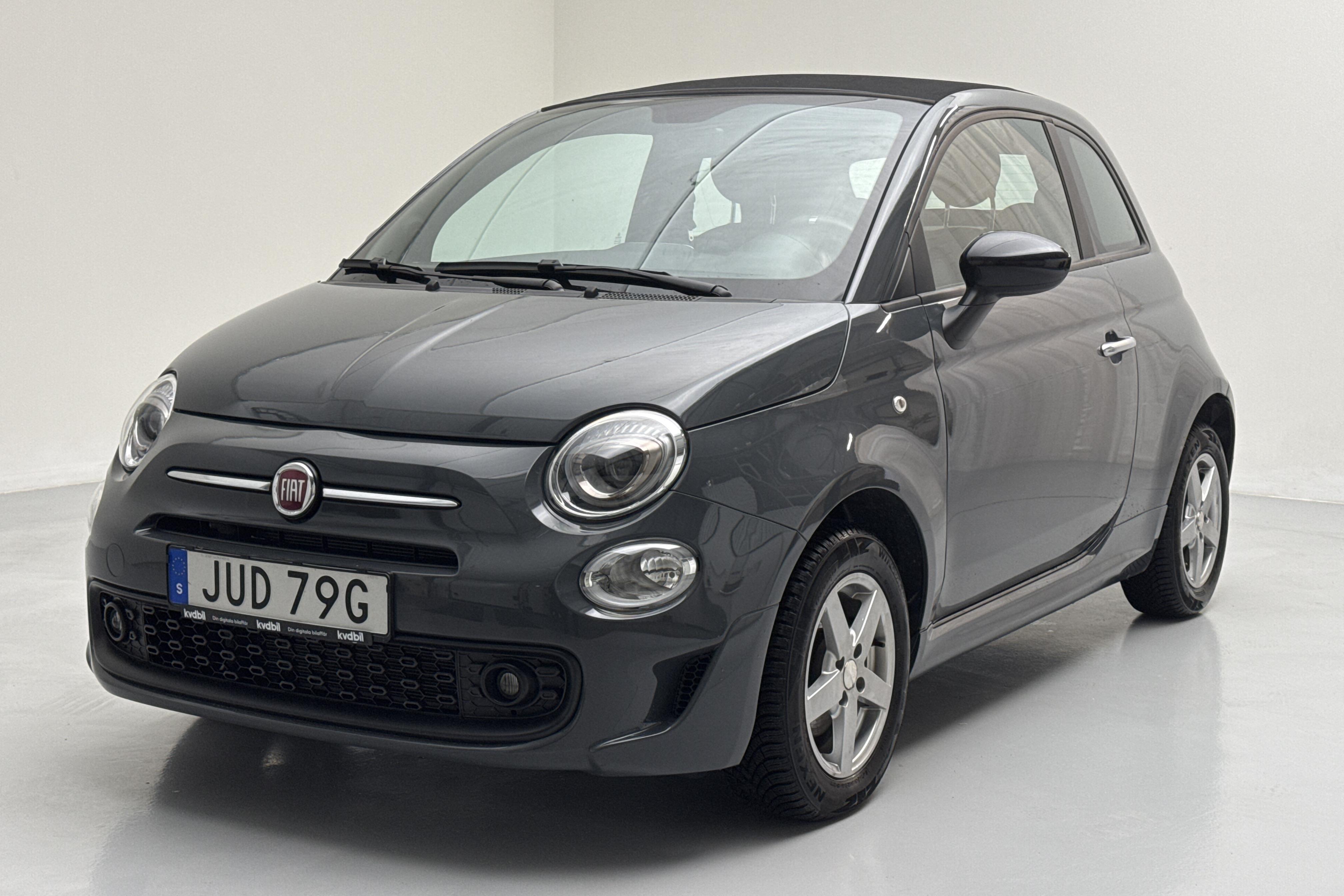 Fiat 500 Hybrid Cab (70hk) - 1 553 mil - Manuell - grå - 2021