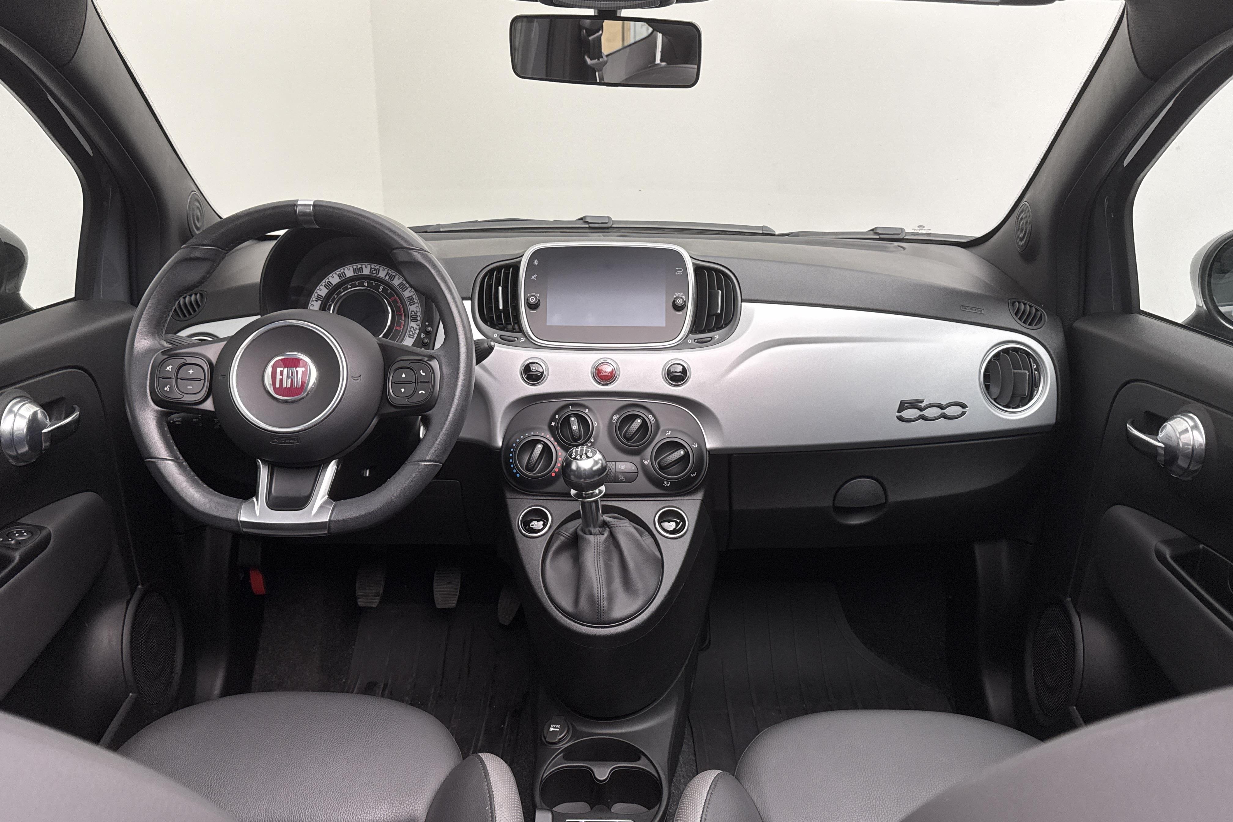 Fiat 500 Hybrid Cab (70hk) - 1 553 mil - Manuell - grå - 2021