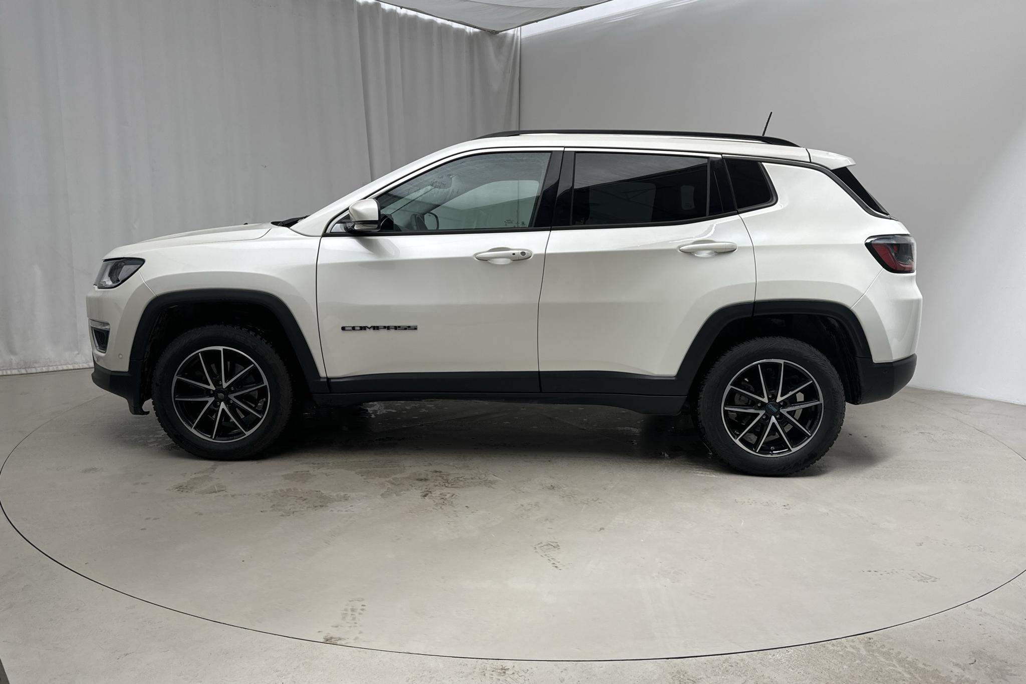 Jeep Compass 1.4 Multiair 4WD (170hk) - 6 015 mil - Automat - vit - 2019