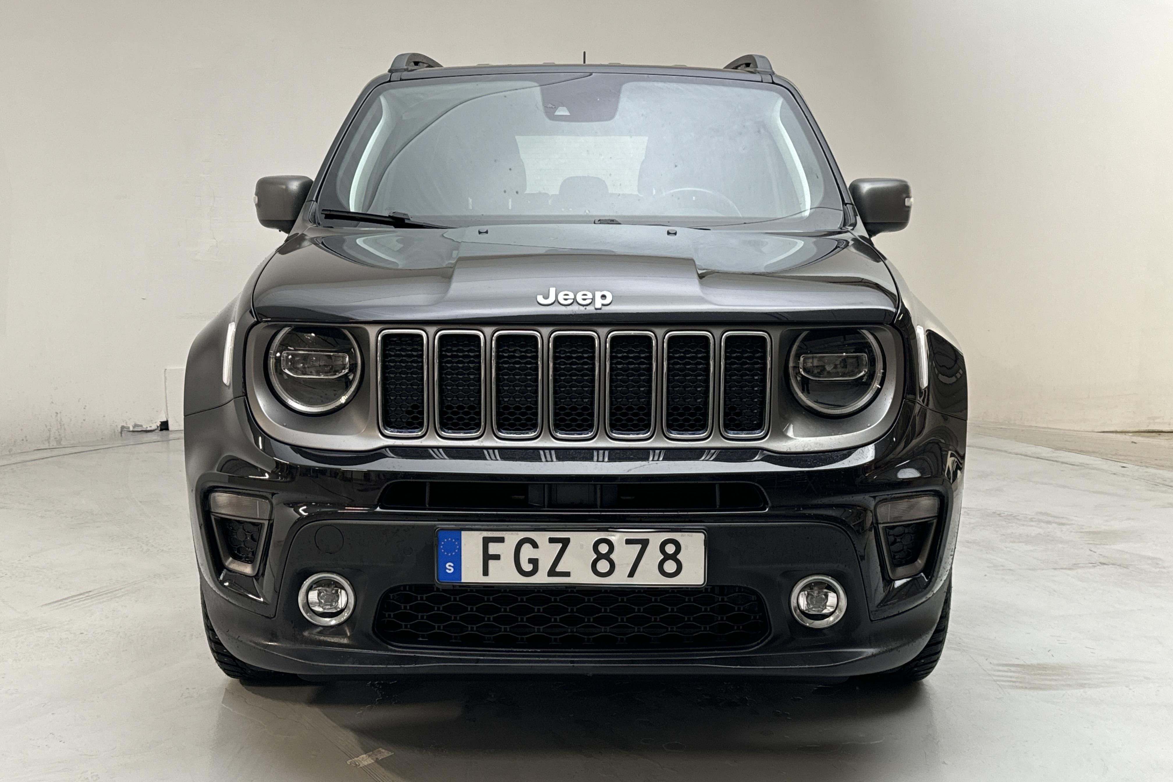 Jeep Renegade 1.3 PHEV 4WD (190hk) - 6 874 mil - Automat - svart - 2020