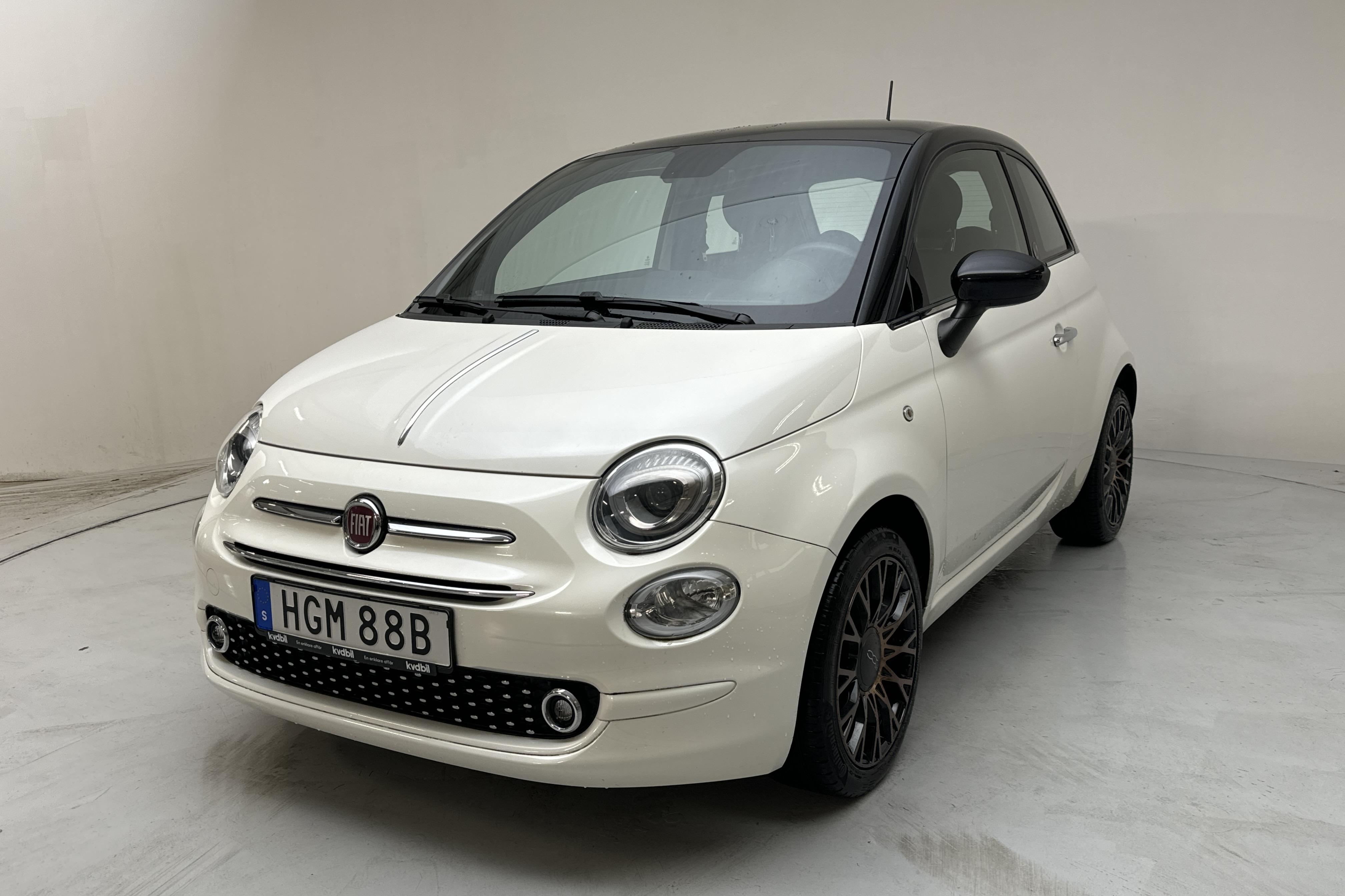 Fiat 500 1.2 (69hk) - 4 915 mil - Manuell - vit - 2019