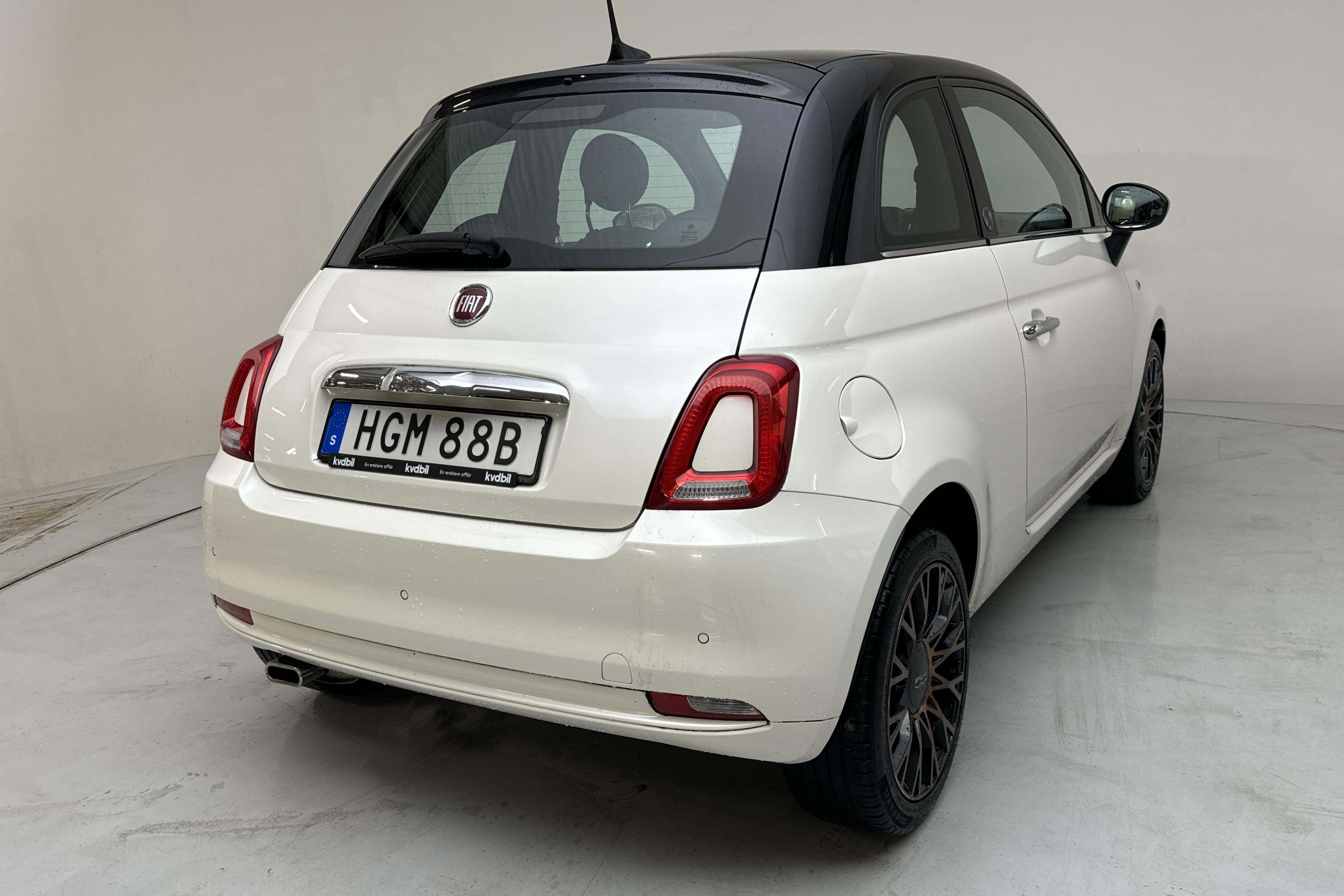 Fiat 500 1.2 (69hk) - 4 915 mil - Manuell - vit - 2019