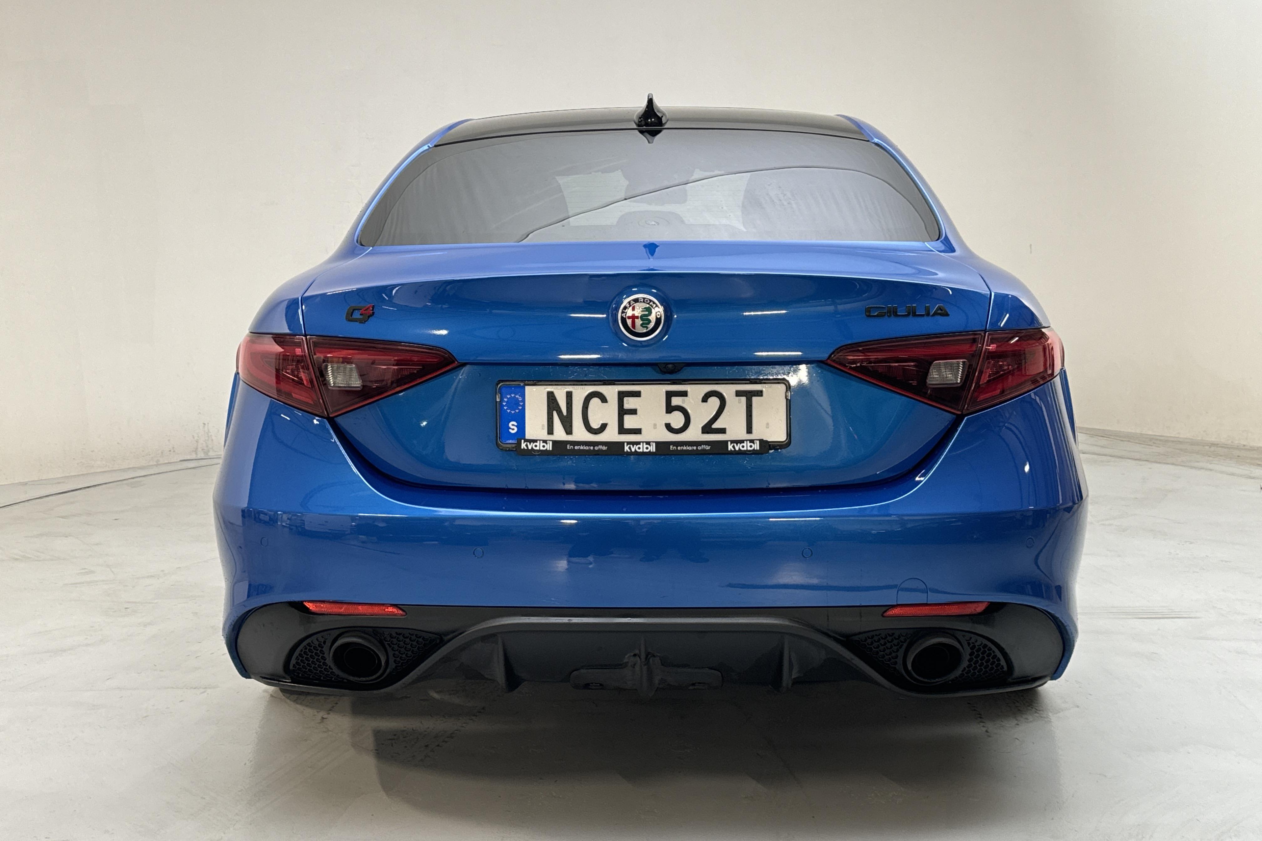 Alfa Romeo Giulia 2.0 AWD (280hk) - 12 247 mil - Automat - blå - 2020