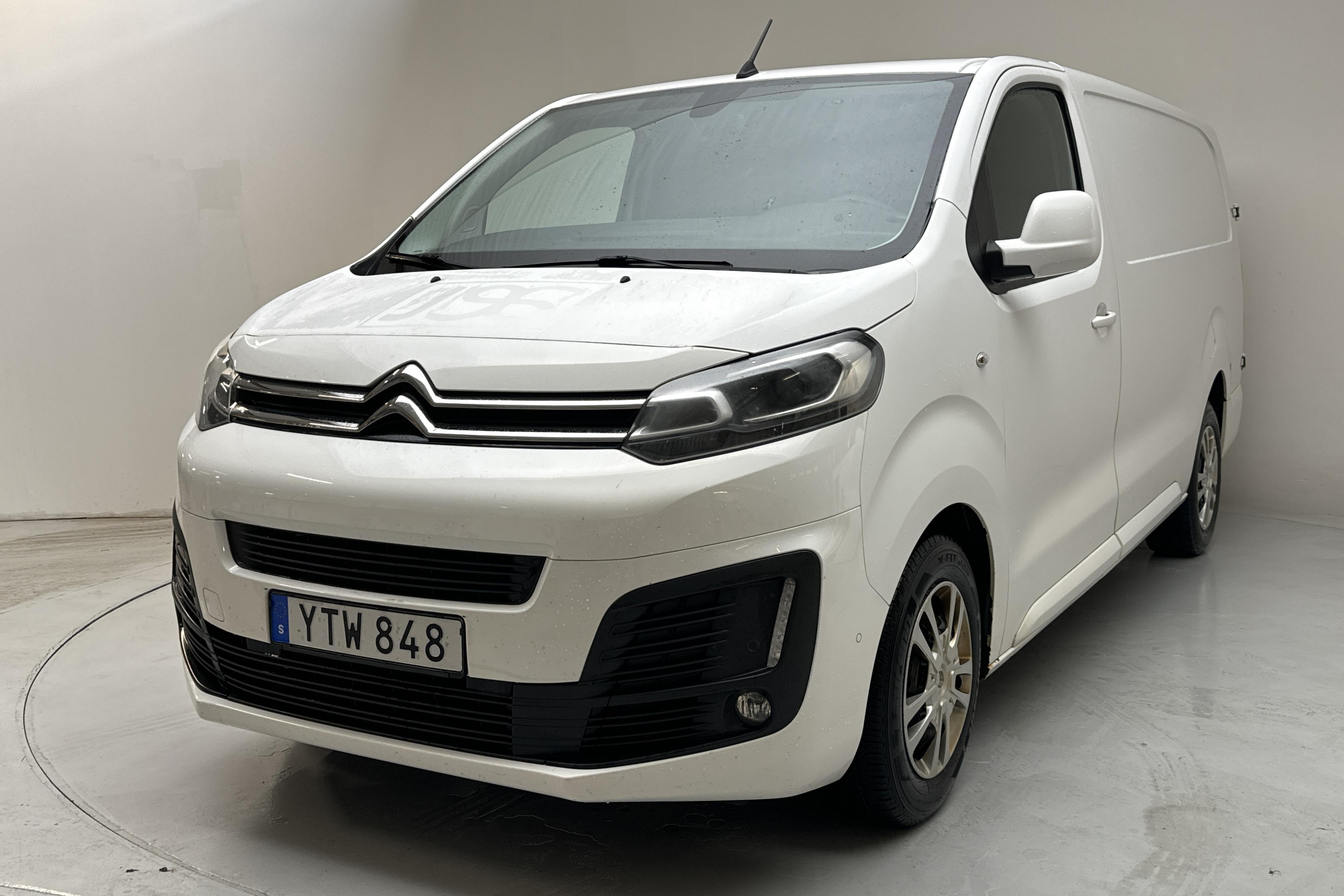 Citroen Jumpy III 2.0 BlueHDI Skåp (180hk) - 13 217 mil - Automat - vit - 2018