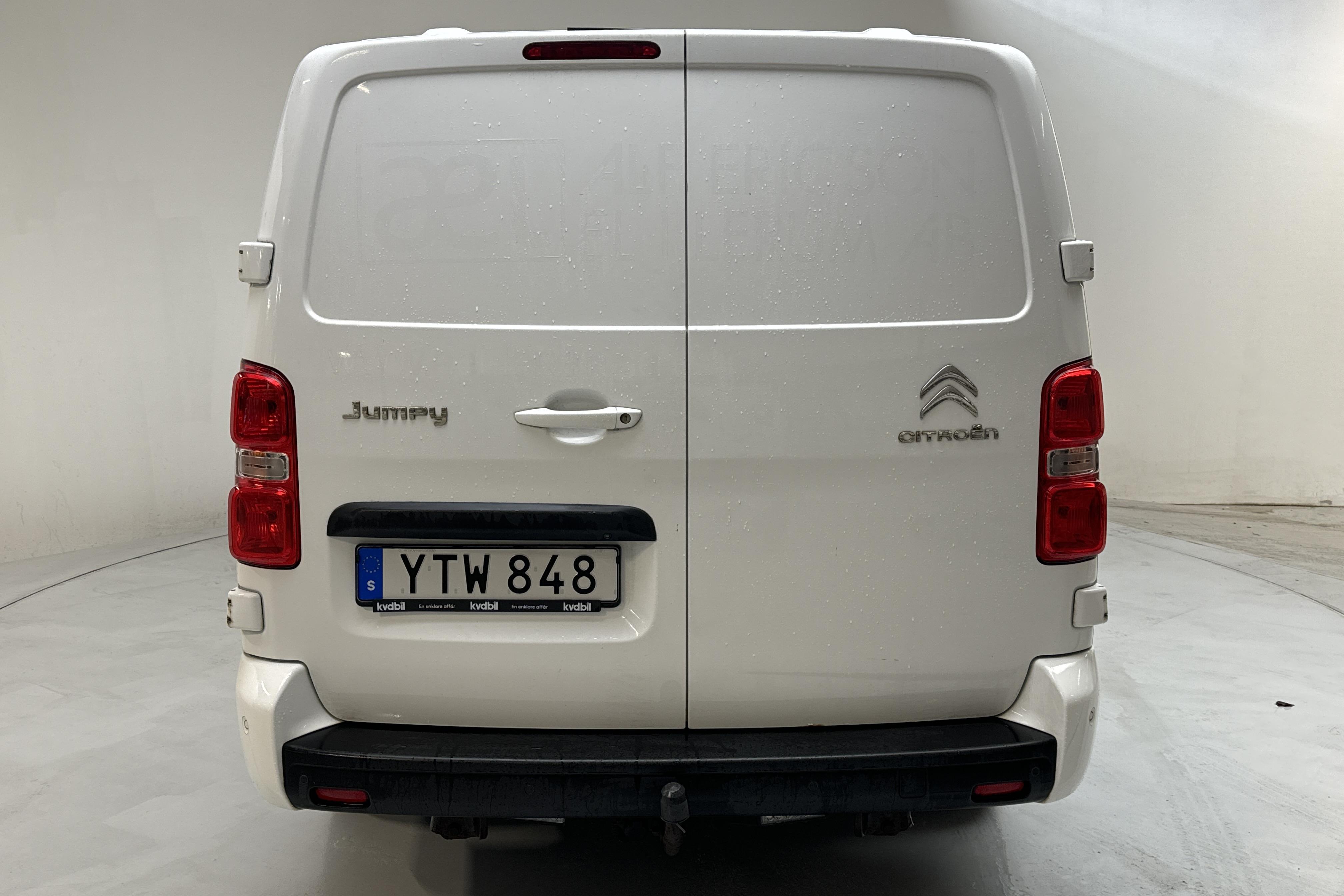 Citroen Jumpy III 2.0 BlueHDI Skåp (180hk) - 132 170 km - Automaattinen - valkoinen - 2018