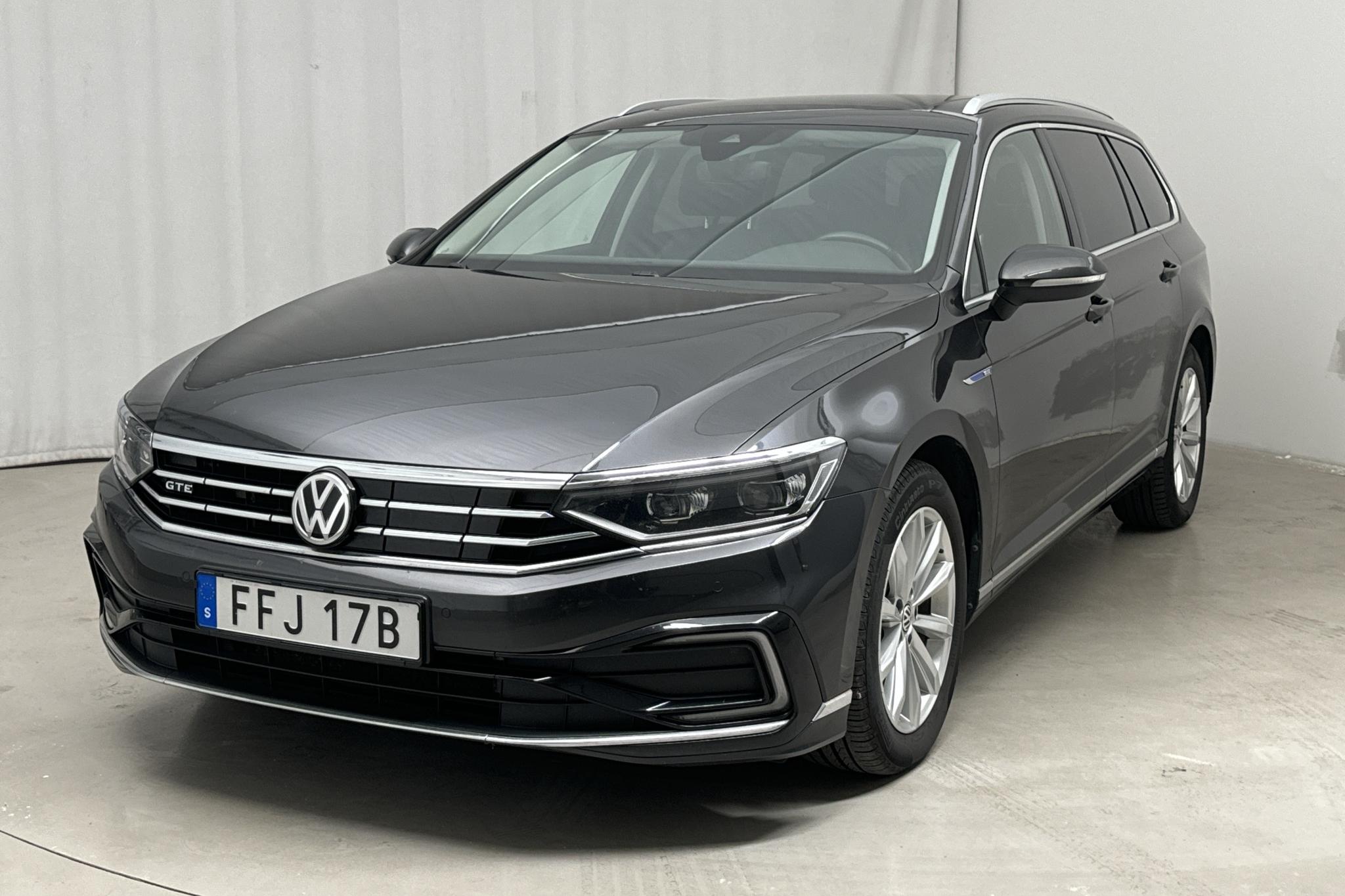 VW Passat 1.4 GTE Sportscombi (218hk) - 94 270 km - Automatic - Dark Grey - 2020