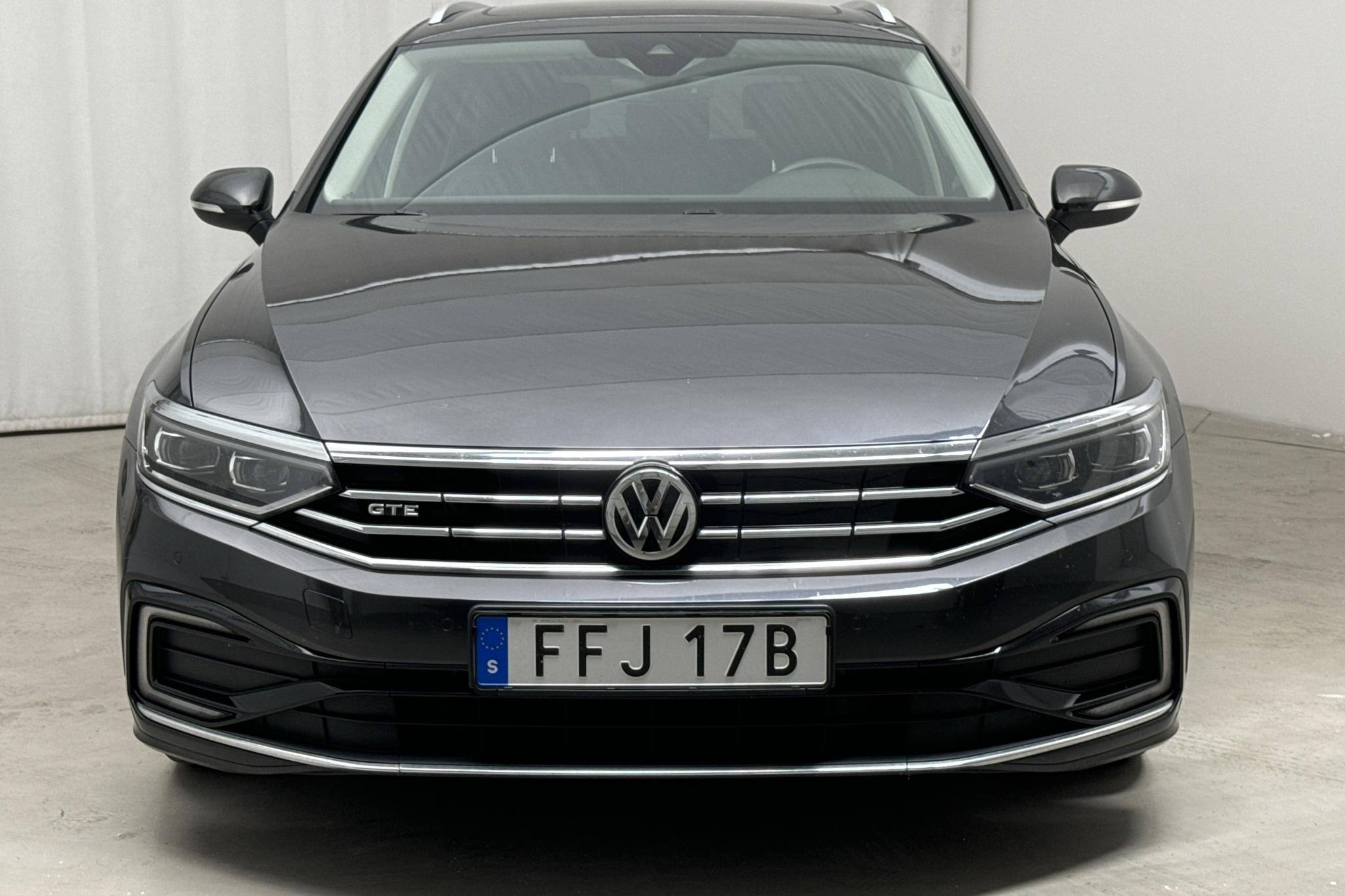 VW Passat 1.4 GTE Sportscombi (218hk) - 9 427 mil - Automat - Dark Grey - 2020