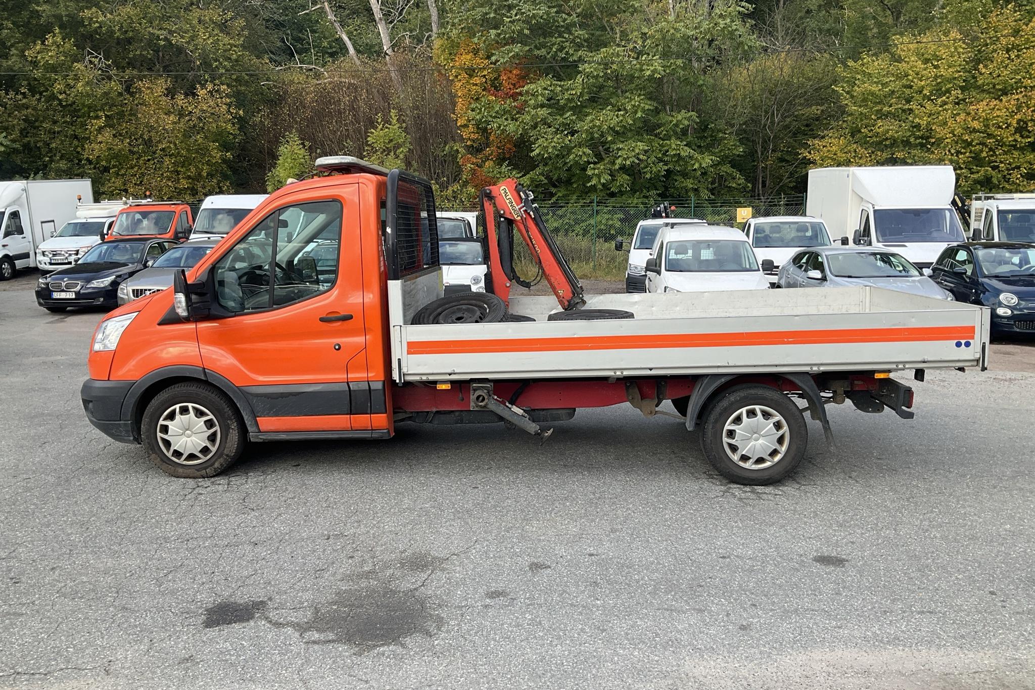 Ford Transit Chassi 350 2.0 TDCi RWD (130hk) - 180 070 km - Automatic - red - 2017