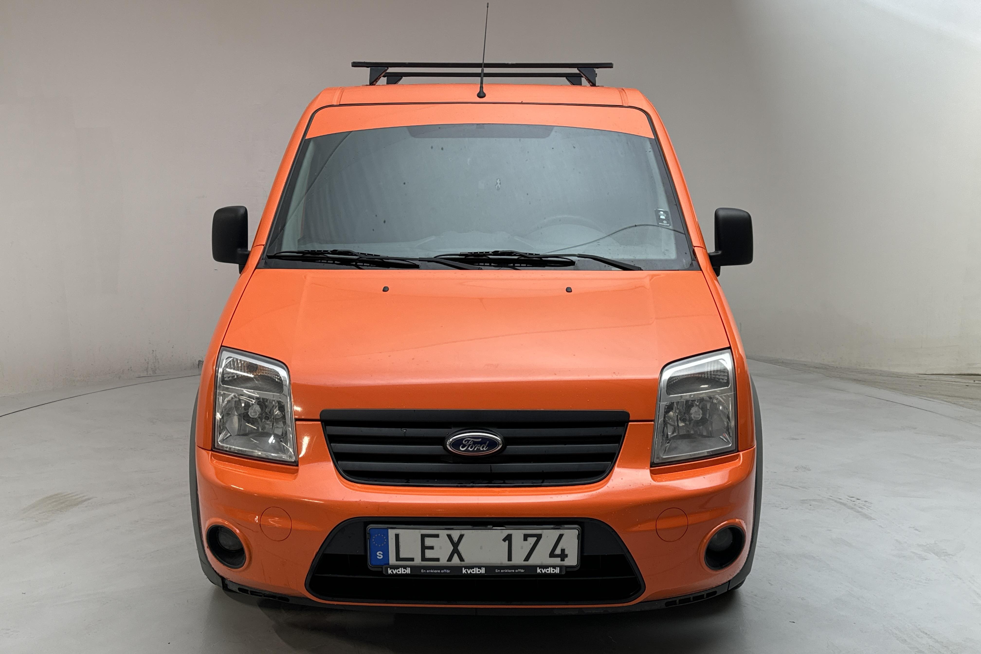 Ford Transit Connect 1.8 TDCi (90hk) - 123 060 km - Käsitsi - oranž - 2011