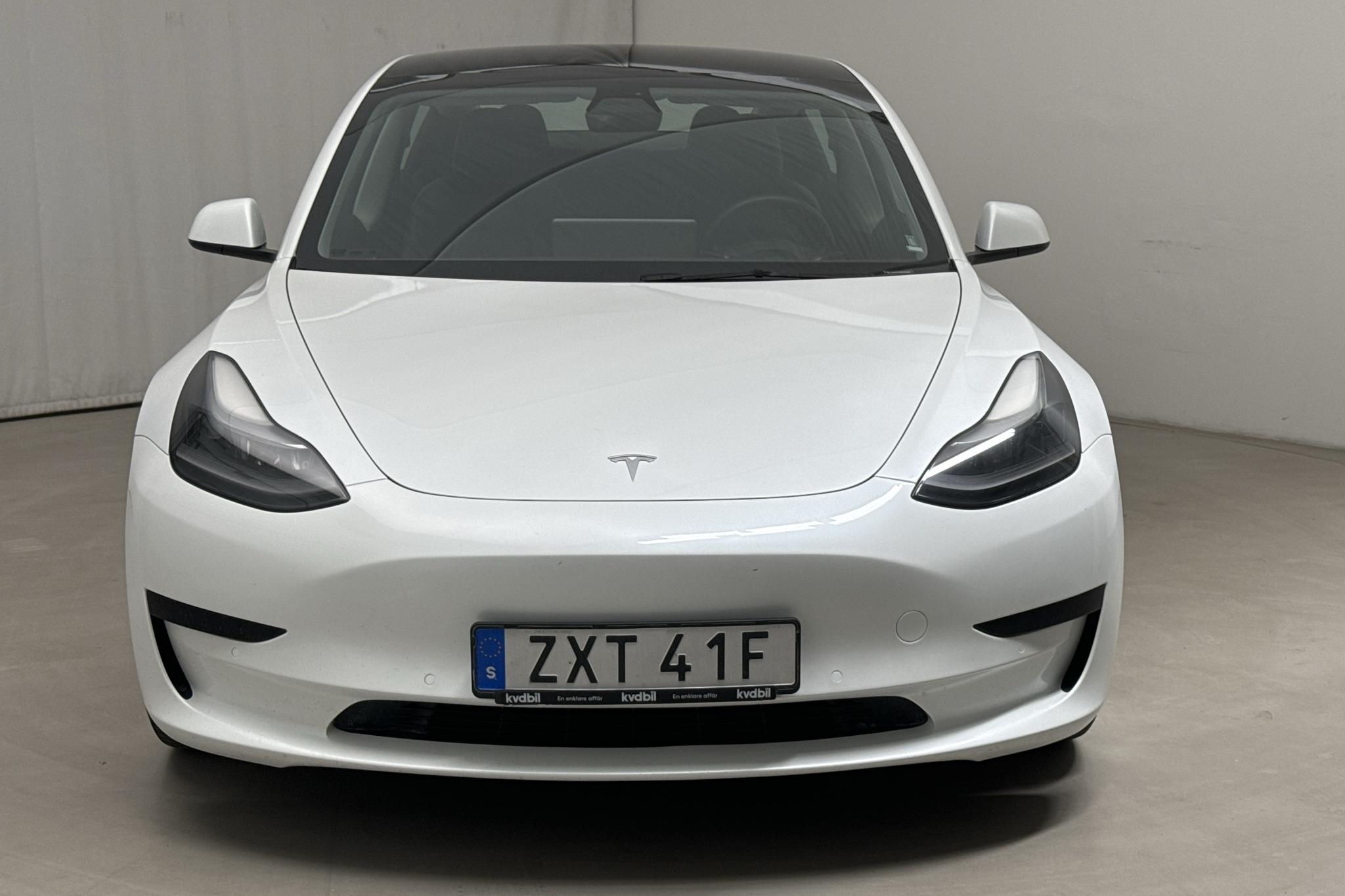 Tesla Model 3 Standard Range RWD - 106 050 km - Automatyczna - biały - 2021