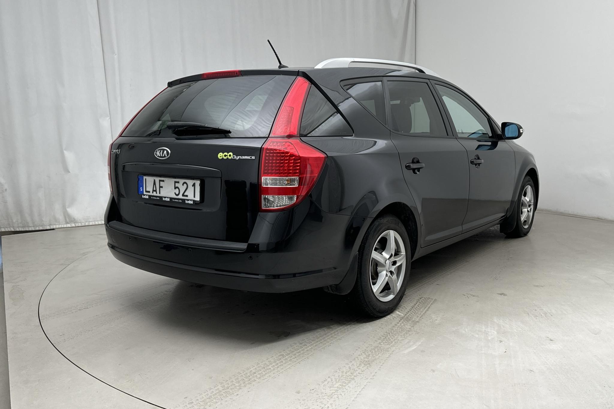 KIA Cee'd 1.6 CRDi SW (128hk) - 139 770 km - Manuaalinen - musta - 2011