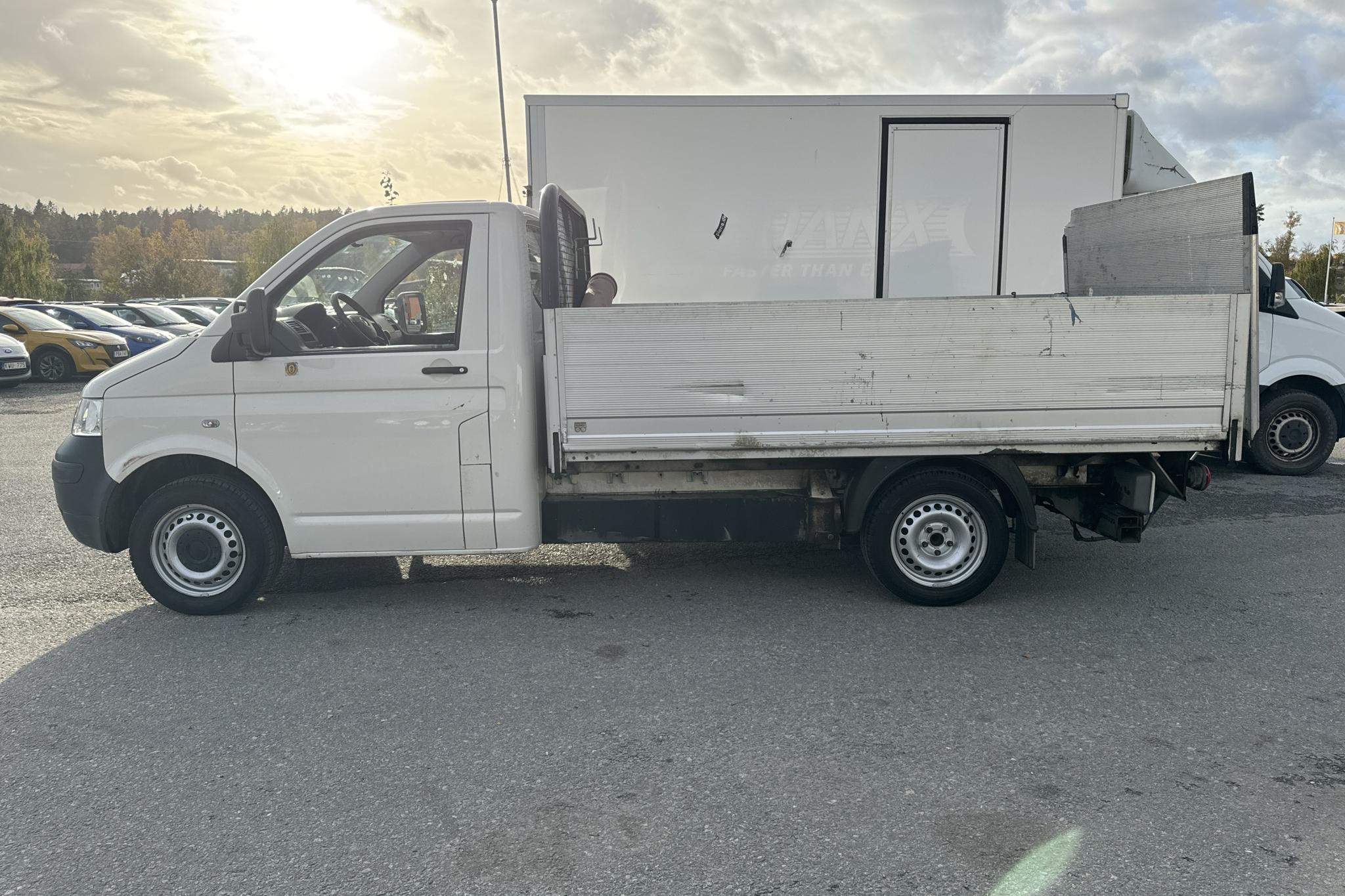 VW Transporter T5 1.9 TDI Pickup (102hk) - 97 420 km - Manual - white - 2009