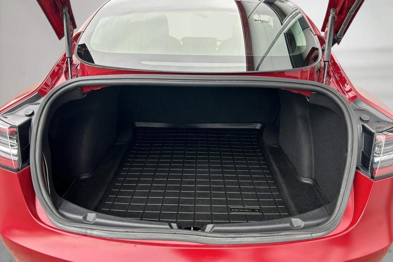 Tesla Model 3 Long Range Dual Motor AWD - 61 060 km - Automatyczna - czerwony - 2020